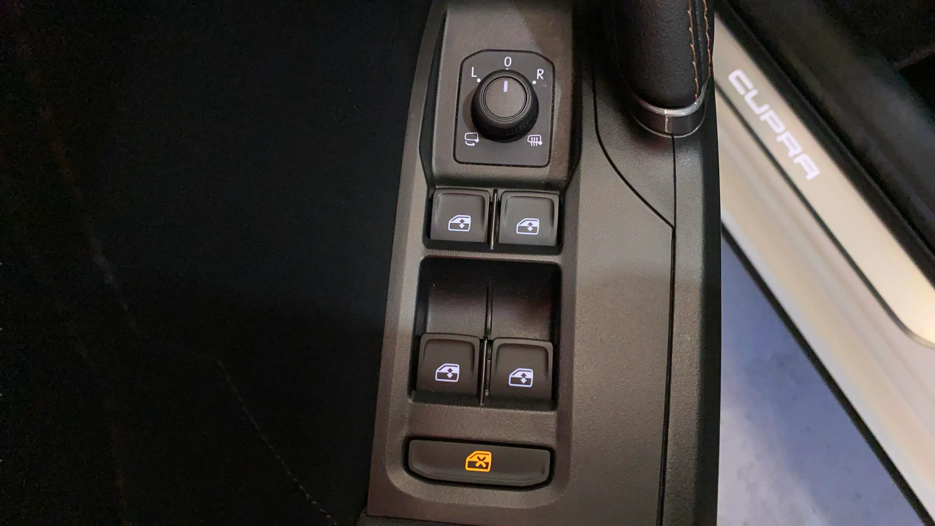 Cupra Formentor 1.4 e-Hybrid DSG - foto 17