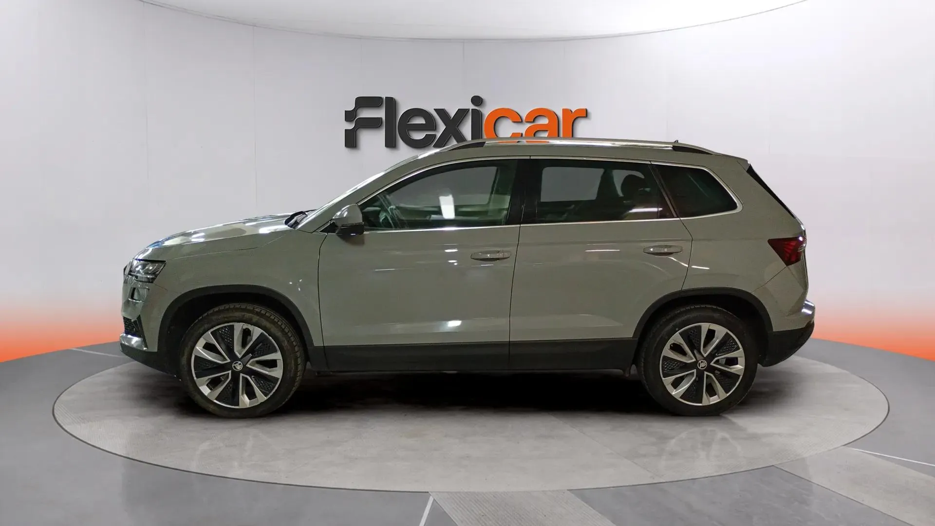 Škoda Karoq 1.5 TSI DSG ACT Selection - foto 4