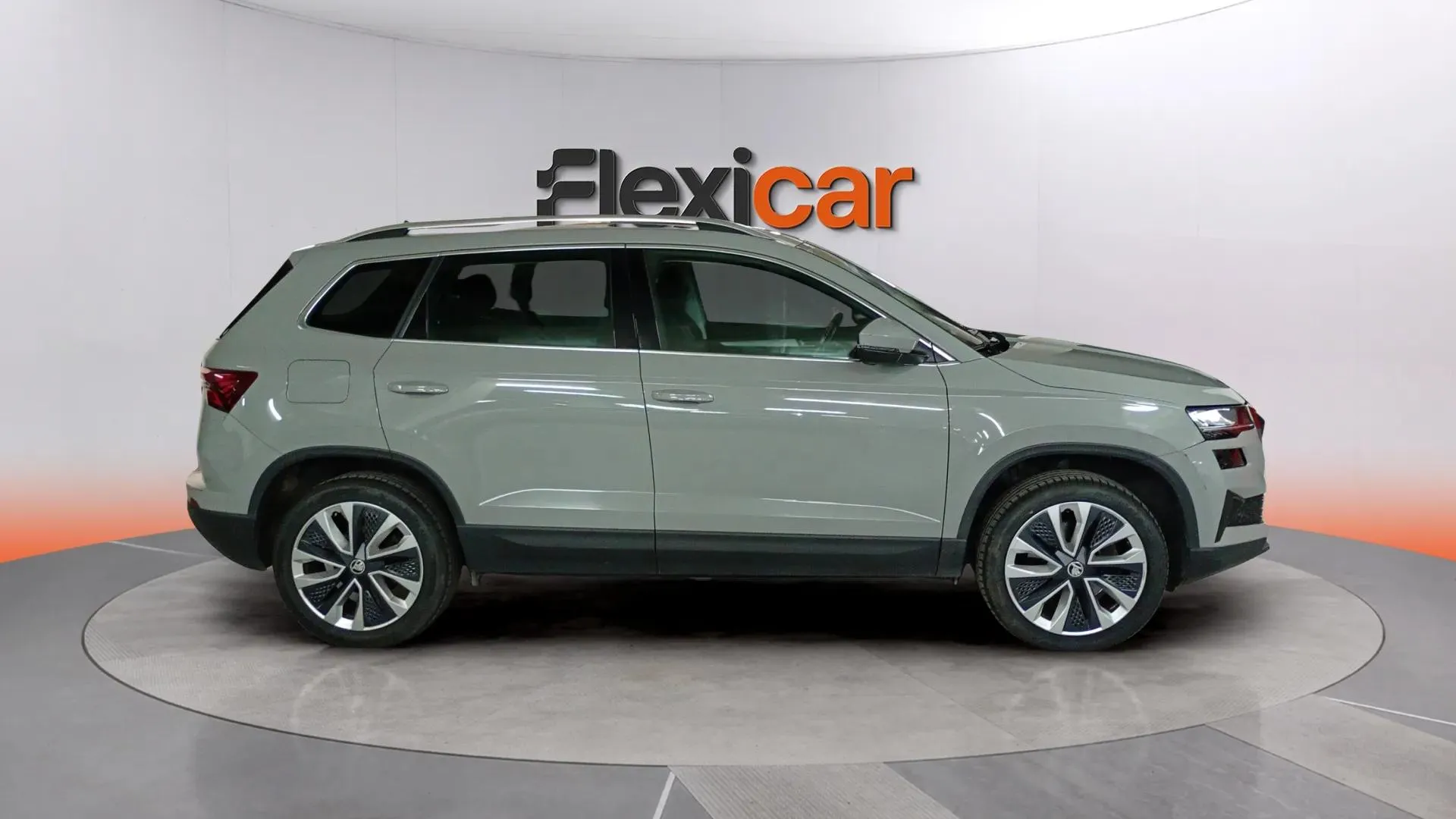 Škoda Karoq 1.5 TSI DSG ACT Selection - foto 3