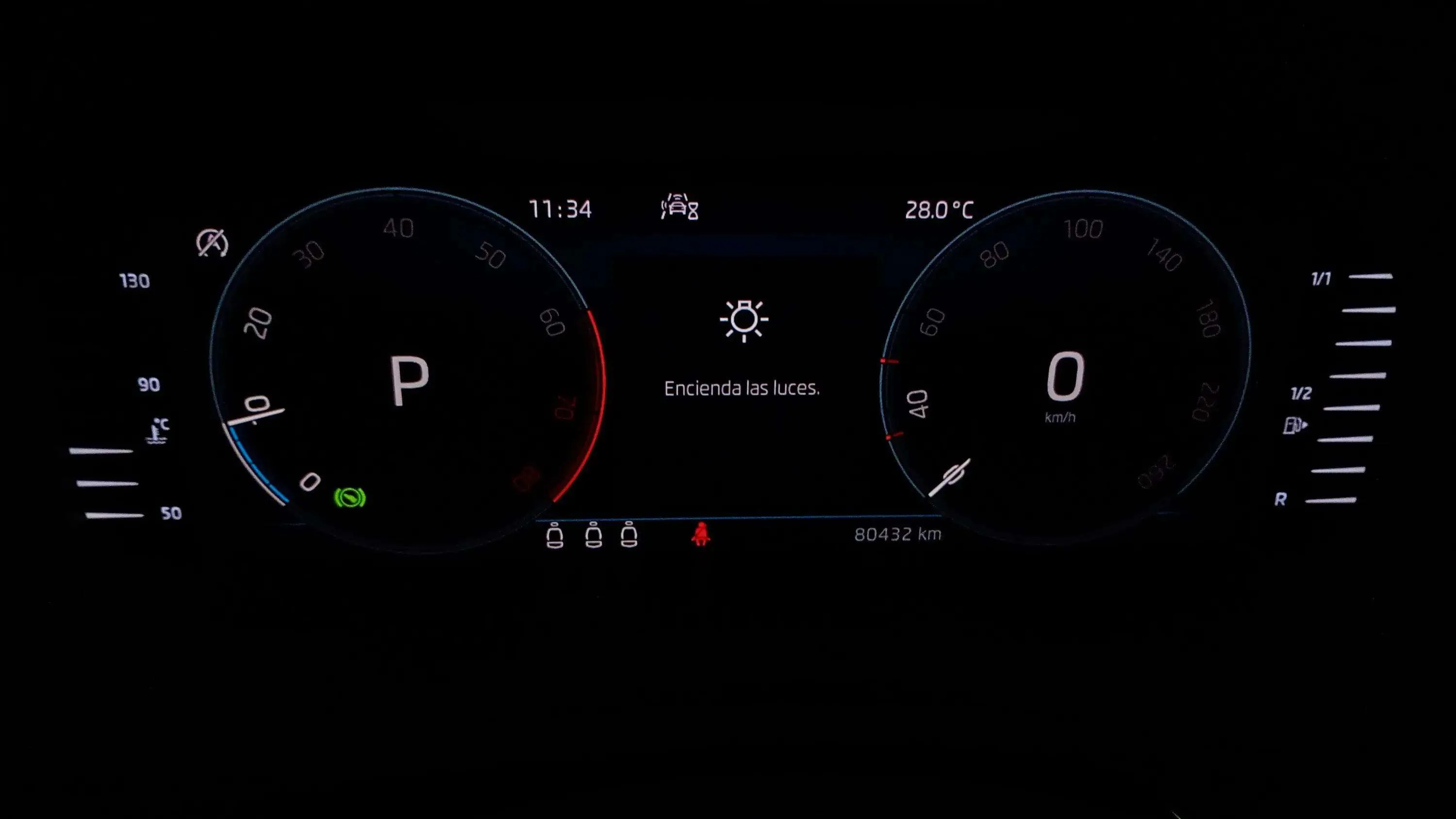 Škoda Karoq 1.5 TSI DSG ACT Selection - foto 18