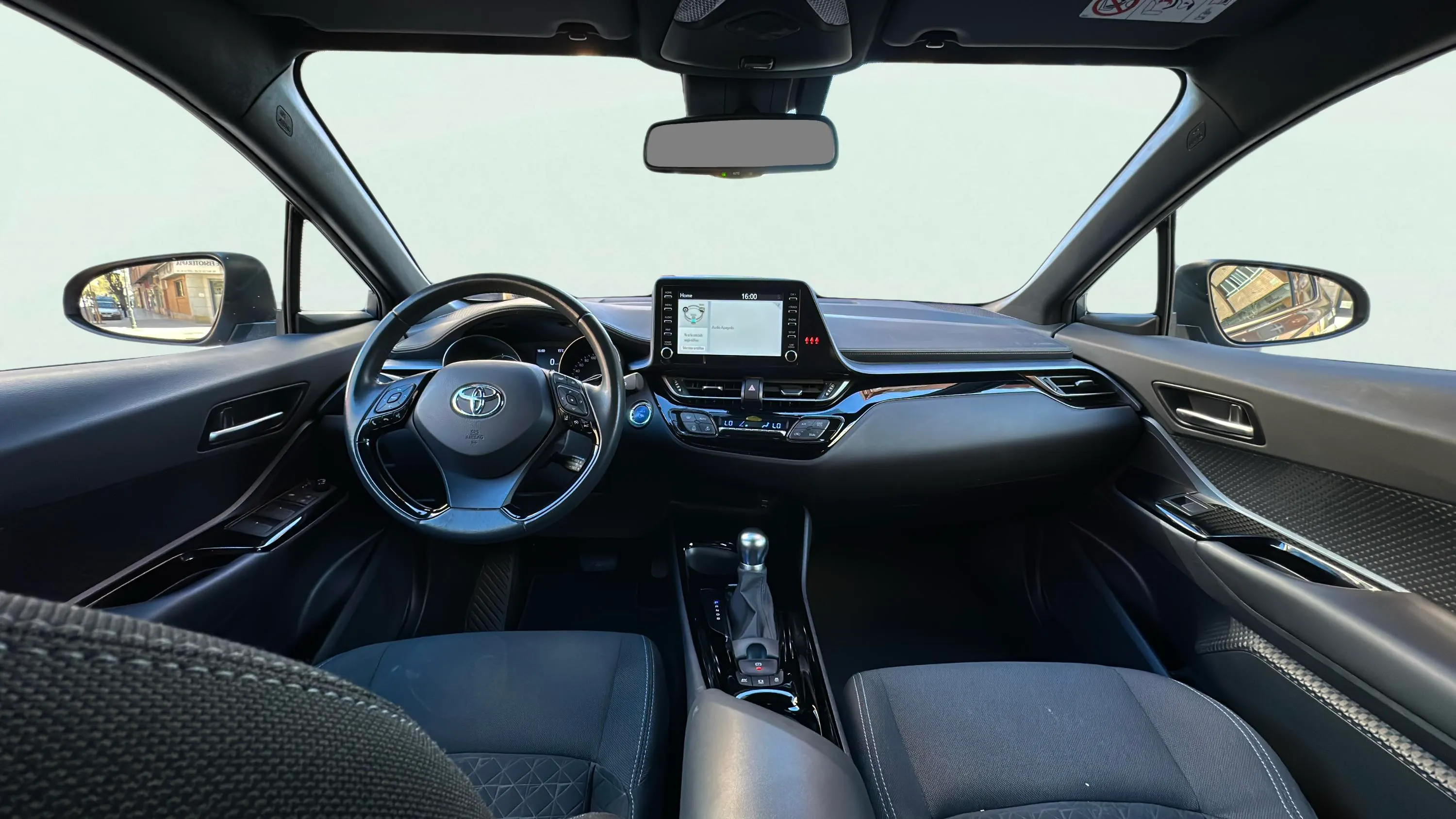 Toyota C-HR 1.8 125H Advance - foto 11