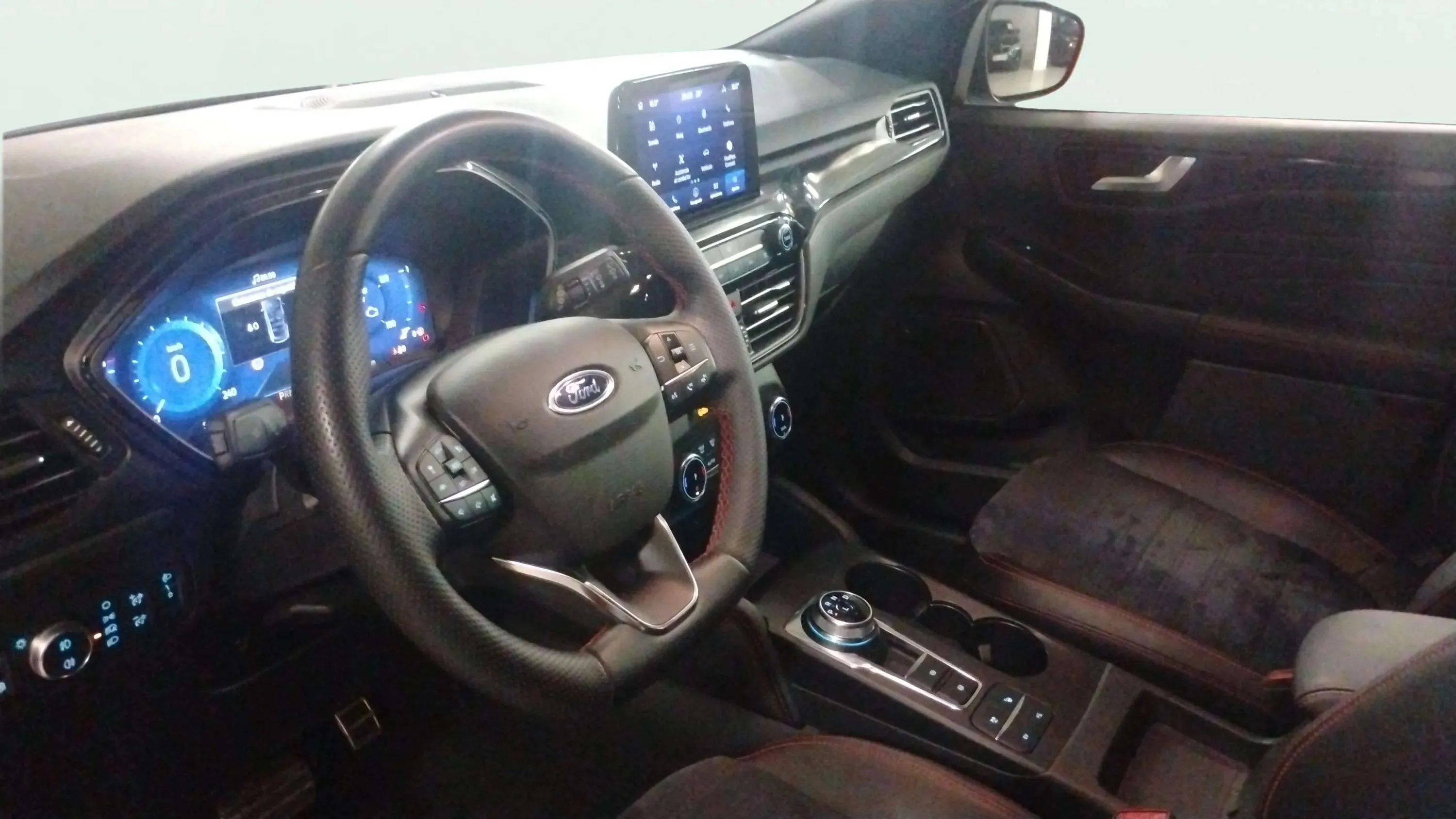 Ford Kuga ST-Line X 2.5 Duratec PHEV - foto 6