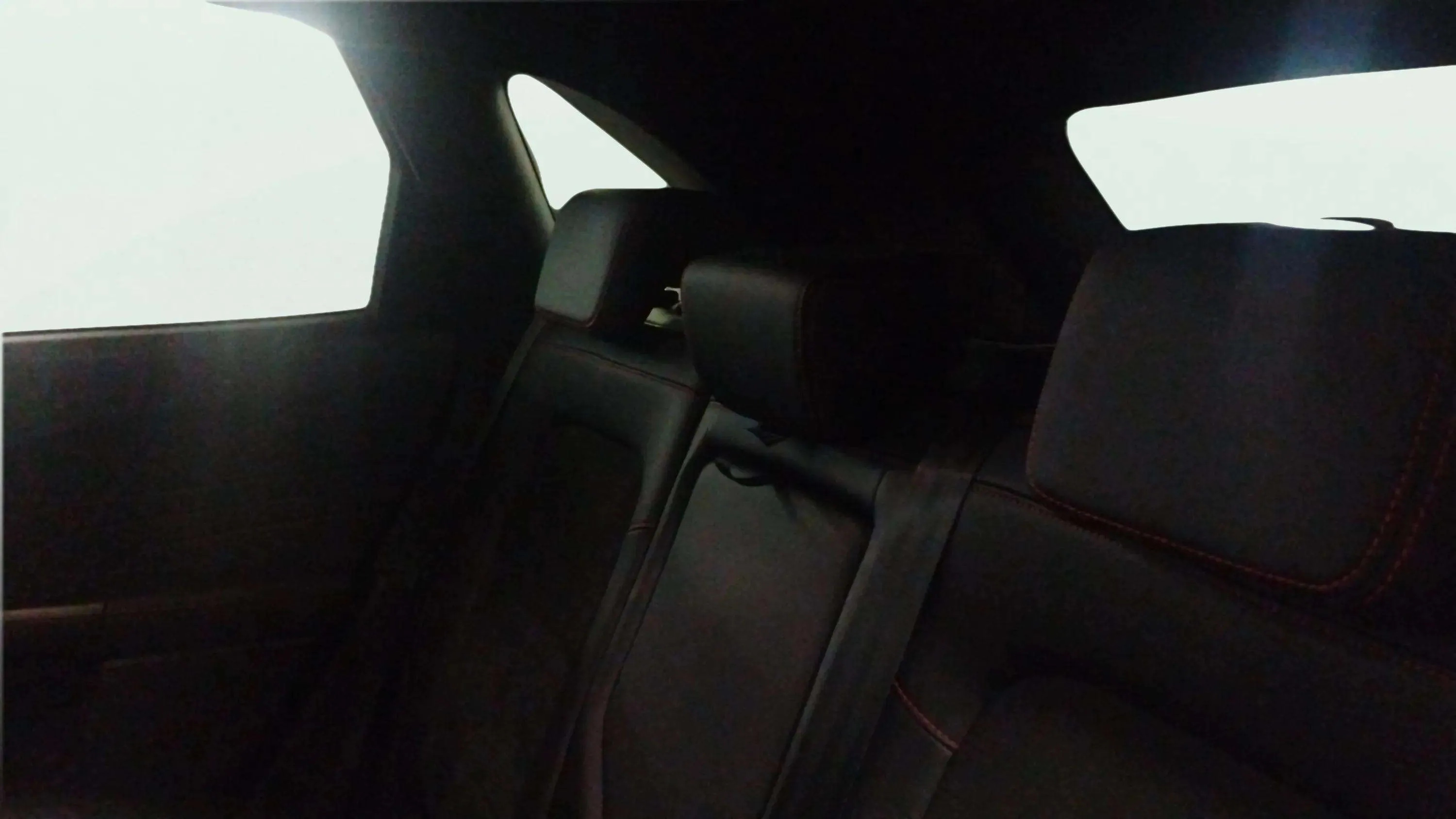 Ford Kuga ST-Line X 2.5 Duratec PHEV - foto 11