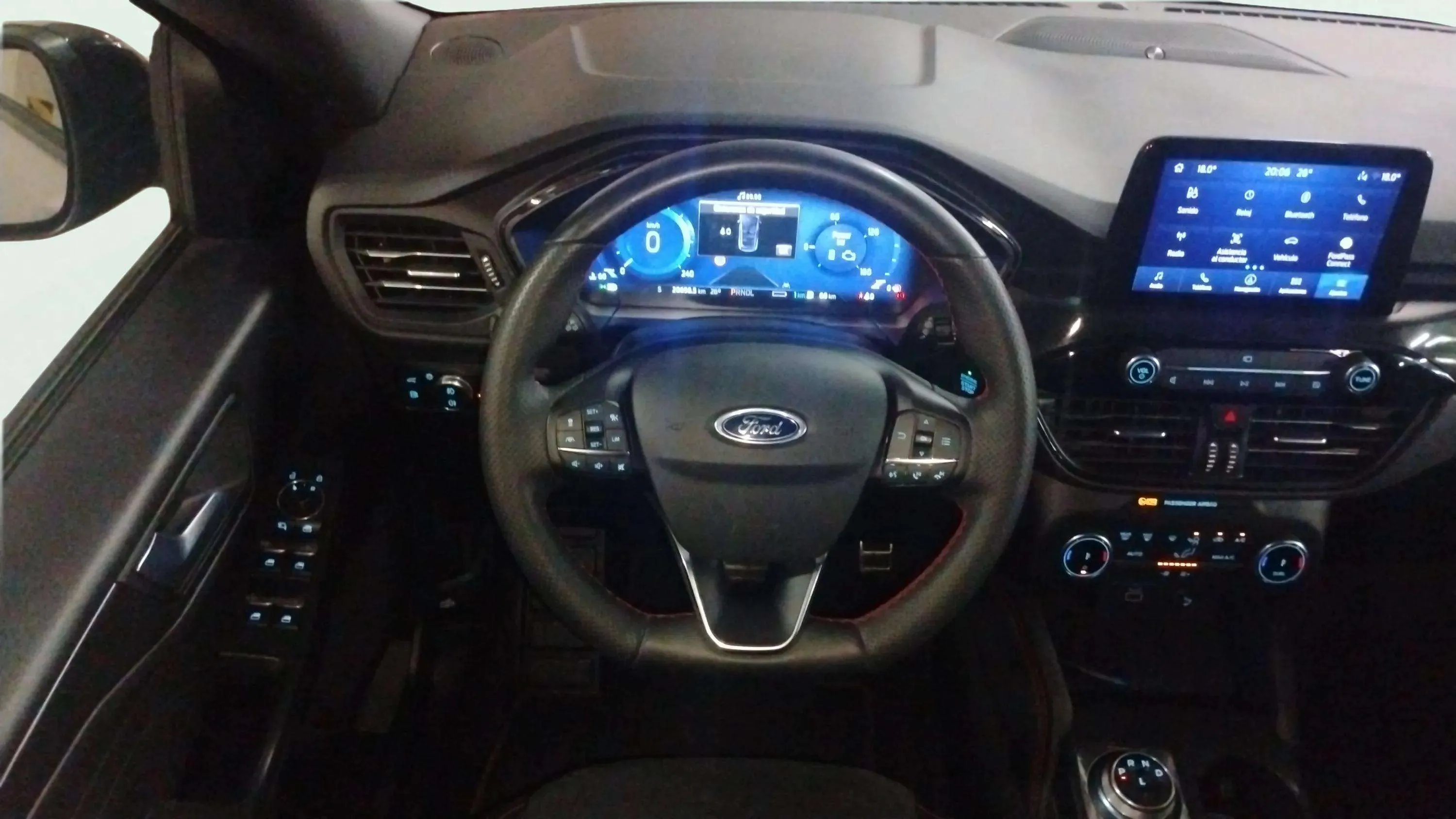 Ford Kuga ST-Line X 2.5 Duratec PHEV - foto 19