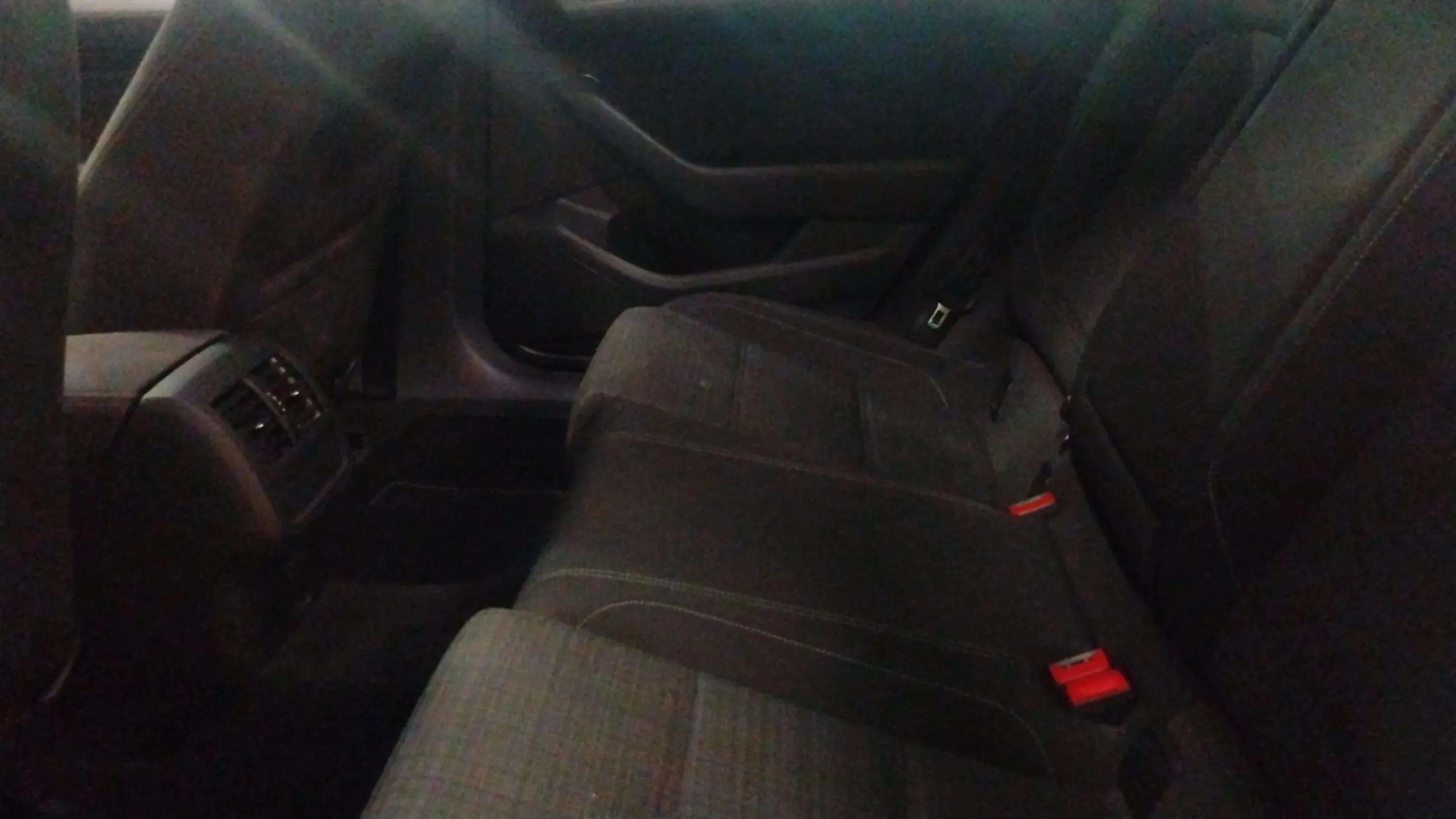 Volkswagen Passat Executive 2.0 TDI - foto 9
