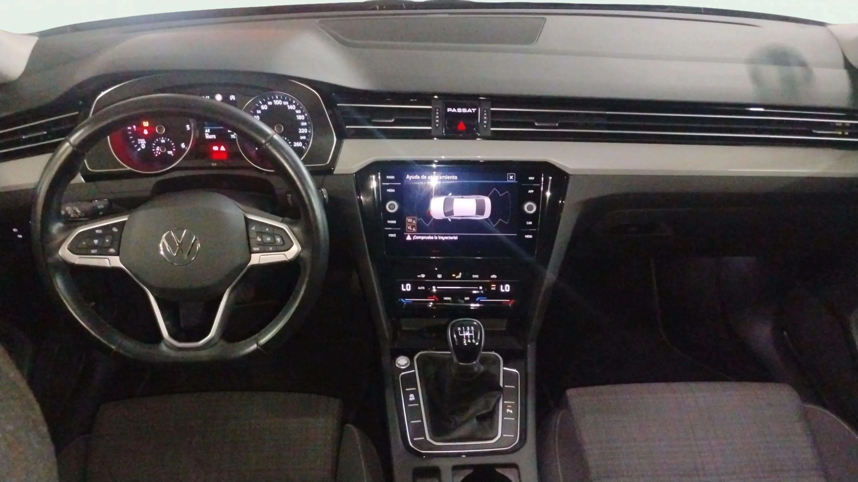 Volkswagen Passat Executive 2.0 TDI - foto 17