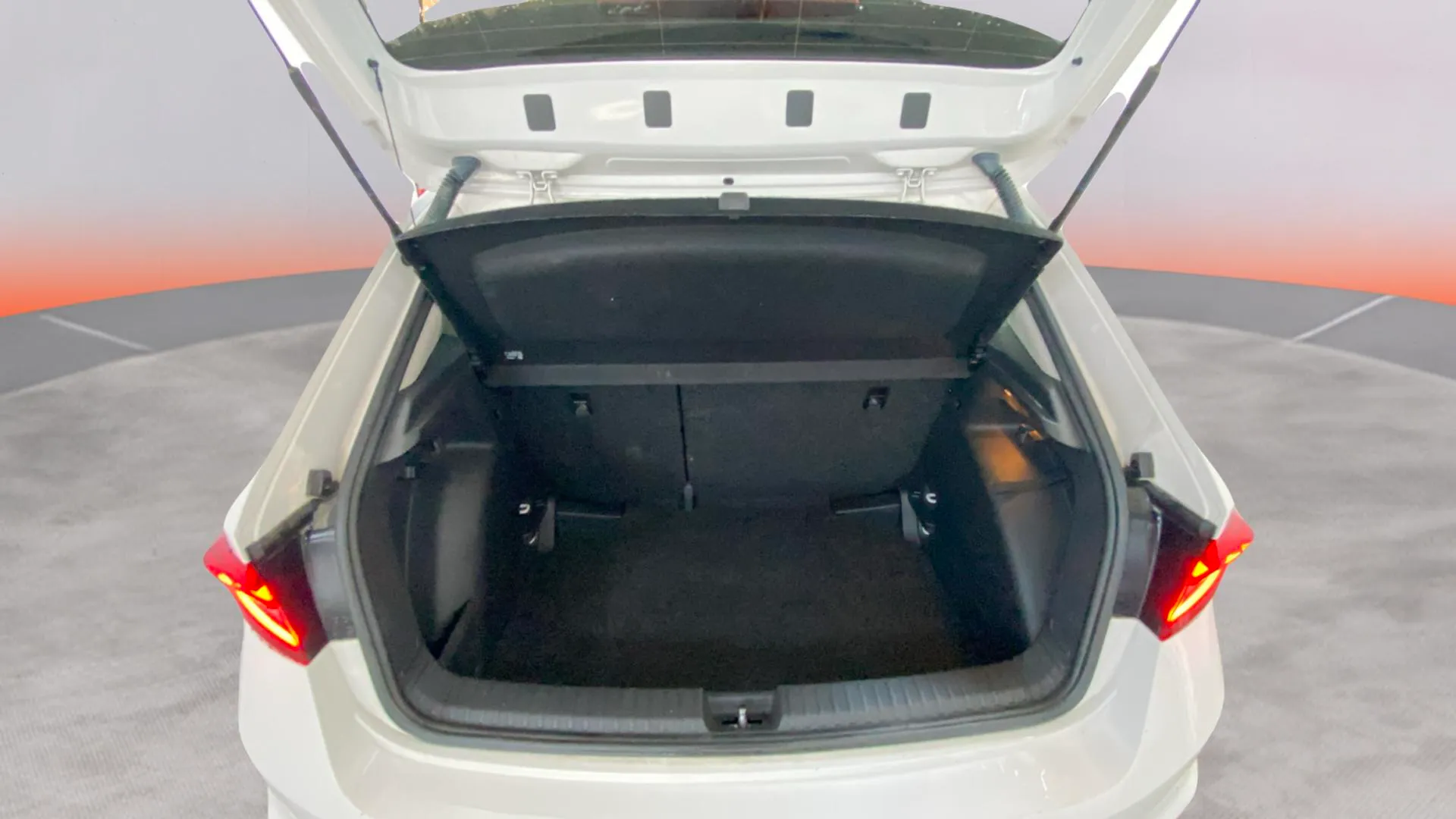 Škoda Fabia 1.0 TSI Selection - foto 9