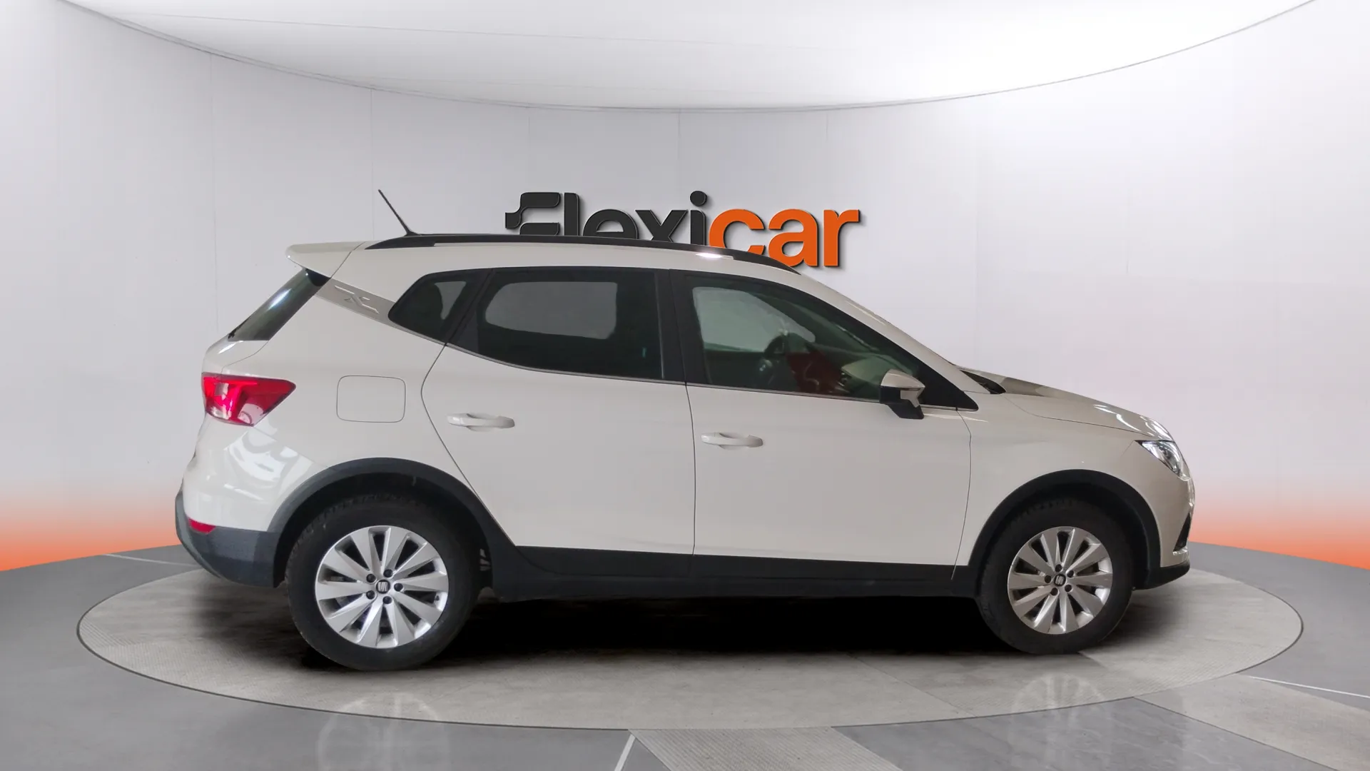 SEAT Arona 1.0 TSI Style Ecomotive - foto 4