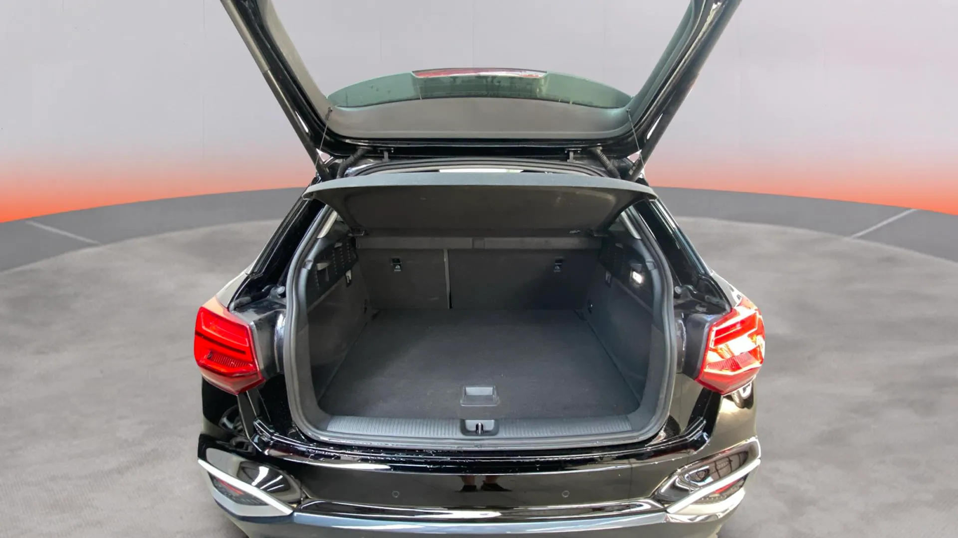 Audi Q2 Advanced 30 TDI S tronic - foto 9