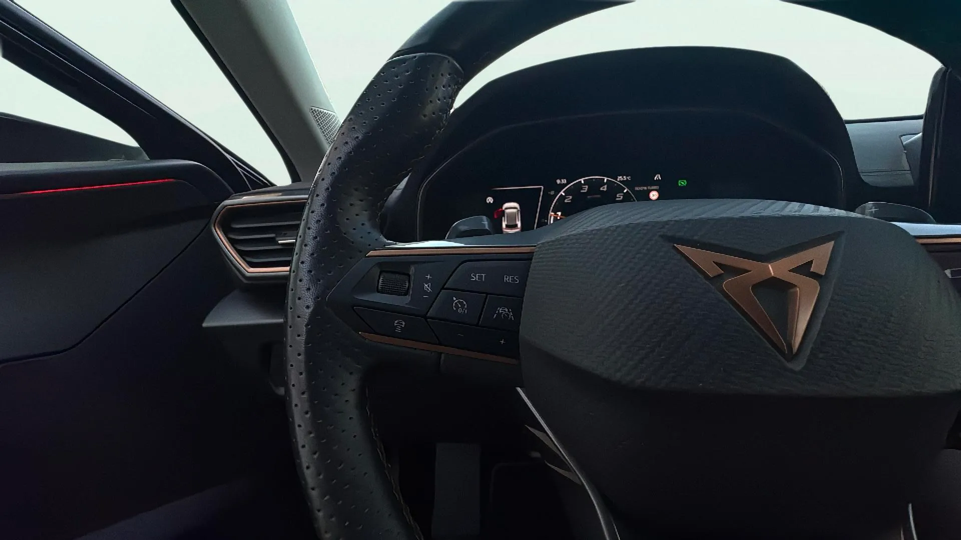 Cupra Formentor 1.5 TSI DSG - foto 13
