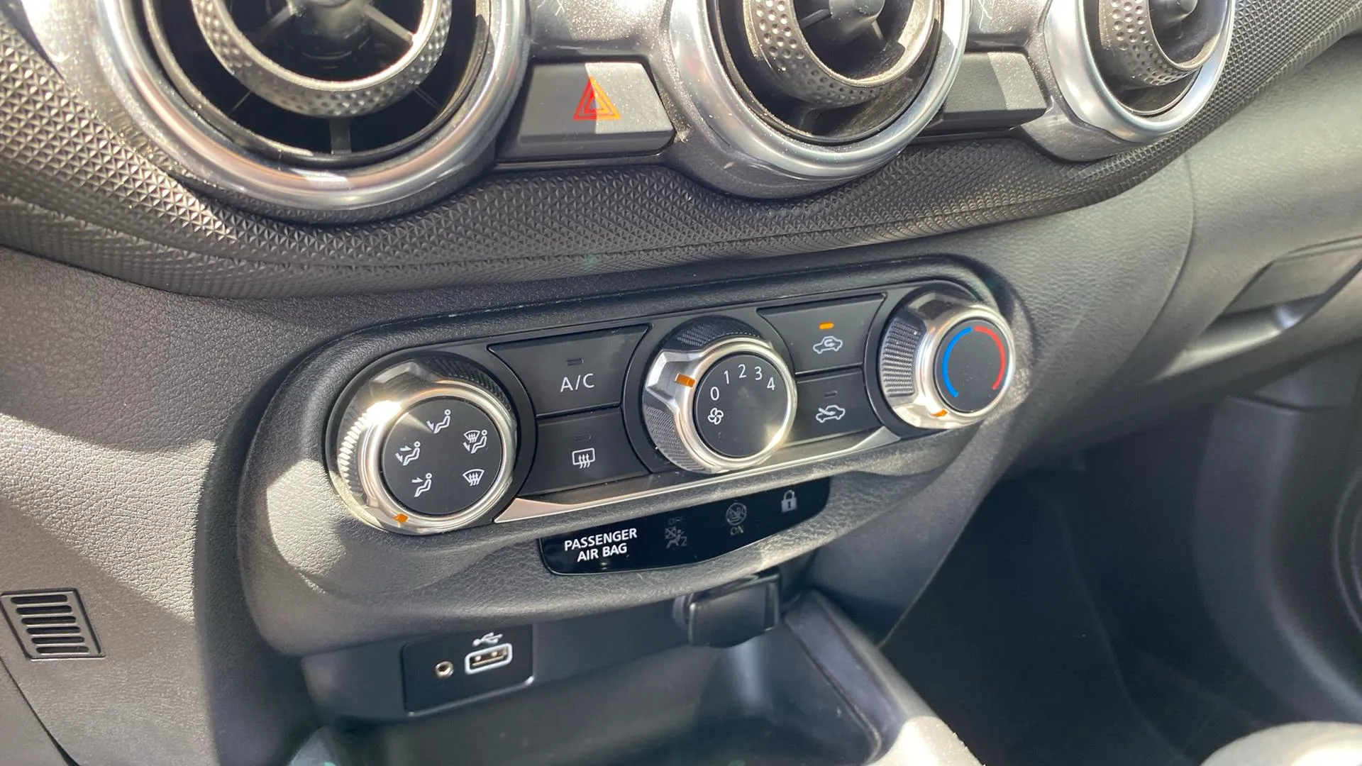 Nissan Juke DIG-T Acenta - foto 16
