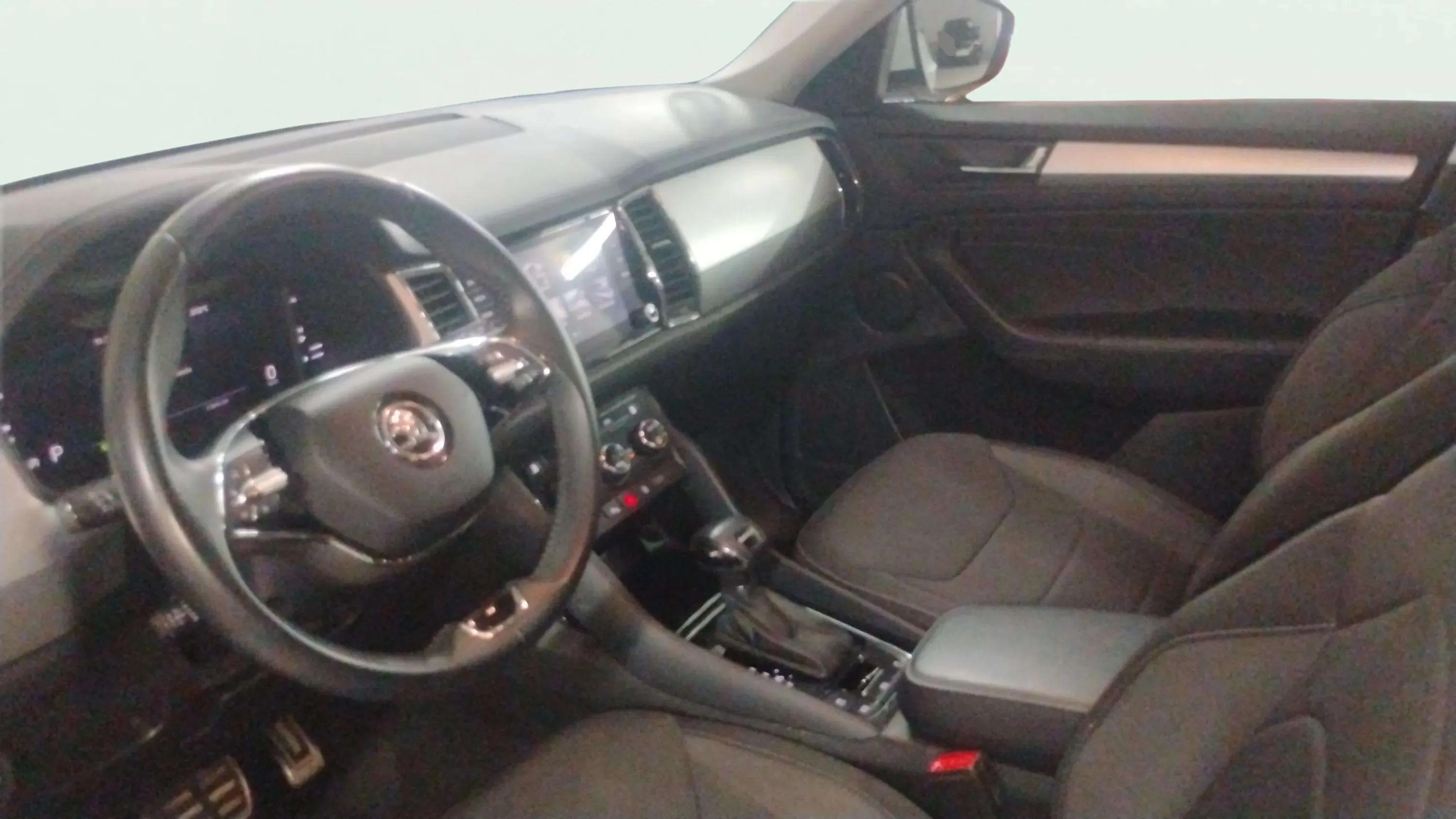 Škoda Kodiaq 2.0 TDI DSG 4x2 Ambition - foto 6