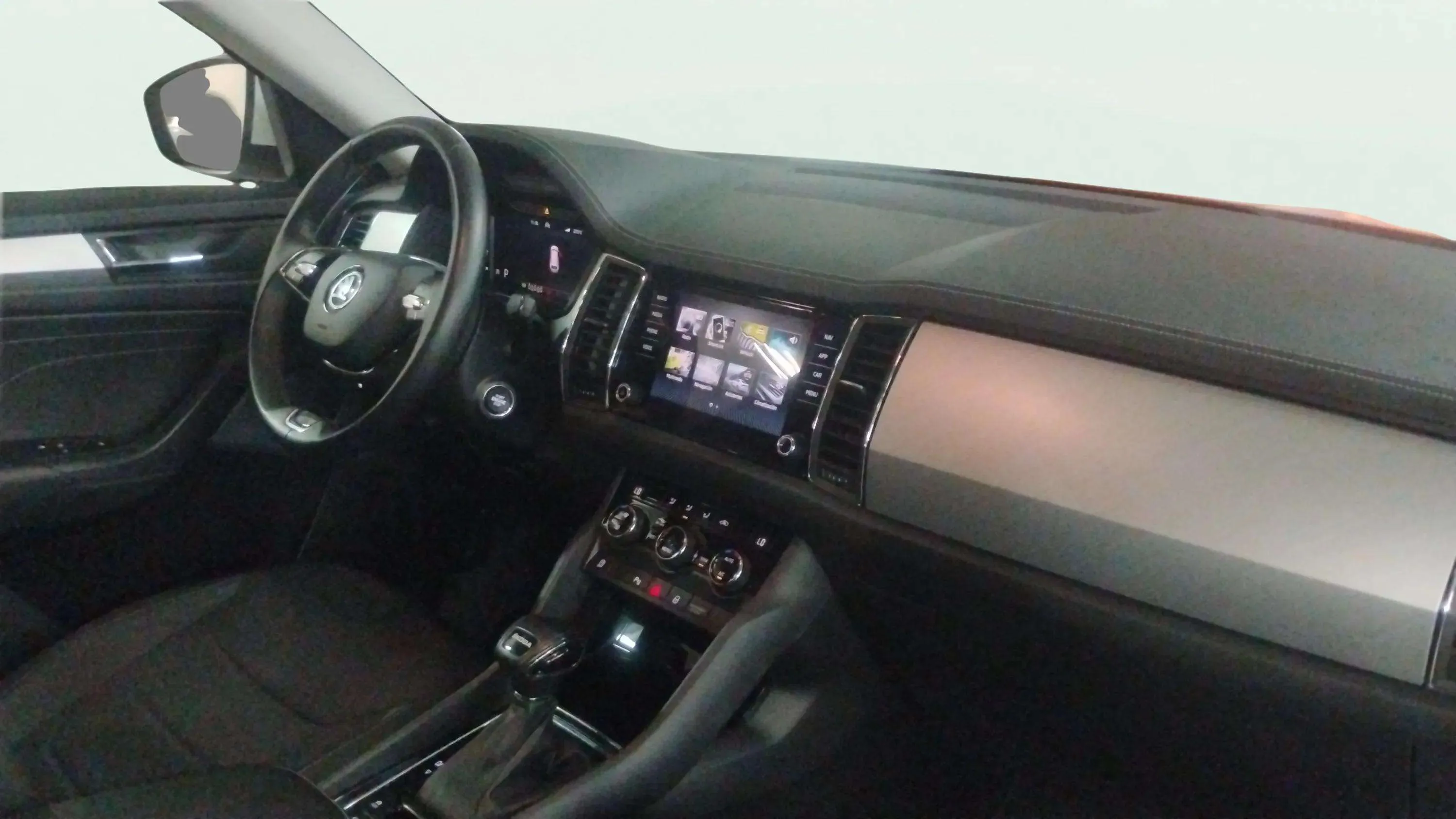 Škoda Kodiaq 2.0 TDI DSG 4x2 Ambition - foto 9