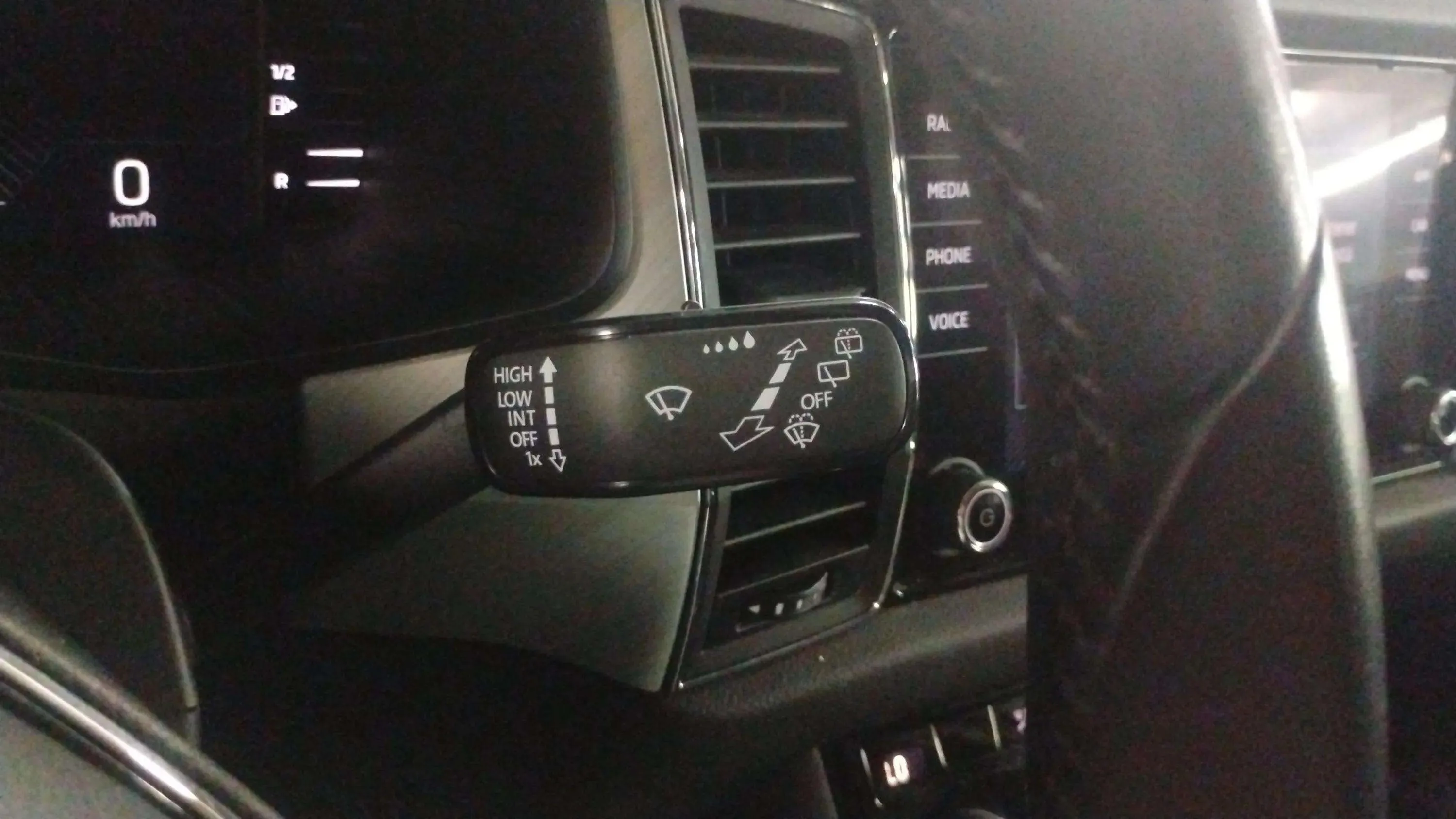 Škoda Kodiaq 2.0 TDI DSG 4x2 Ambition - foto 23