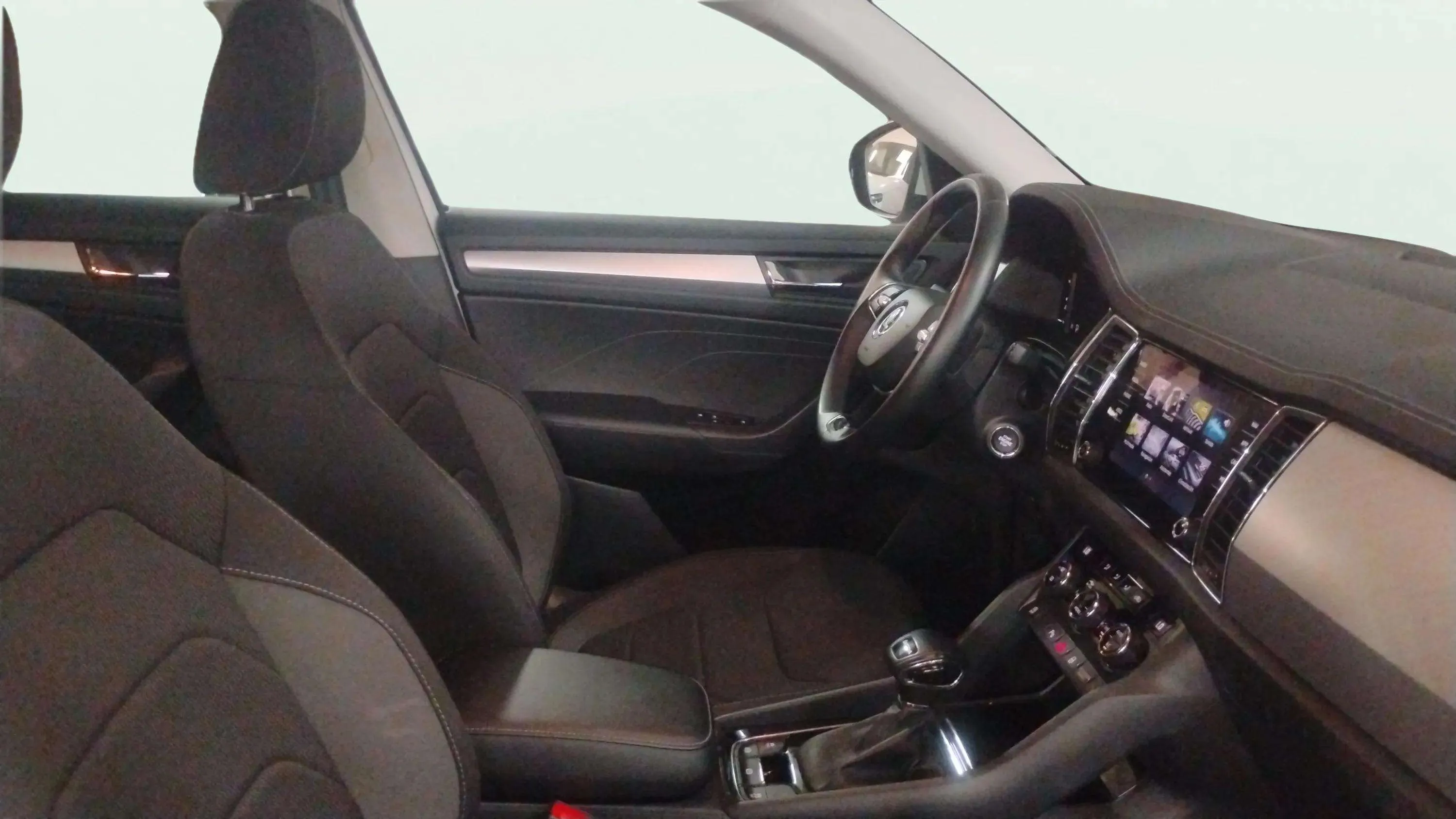 Škoda Kodiaq 2.0 TDI DSG 4x2 Ambition - foto 10