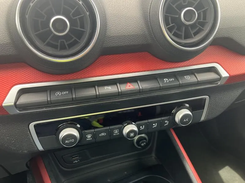 Audi Q2 Sport 30 TFSI - foto 33