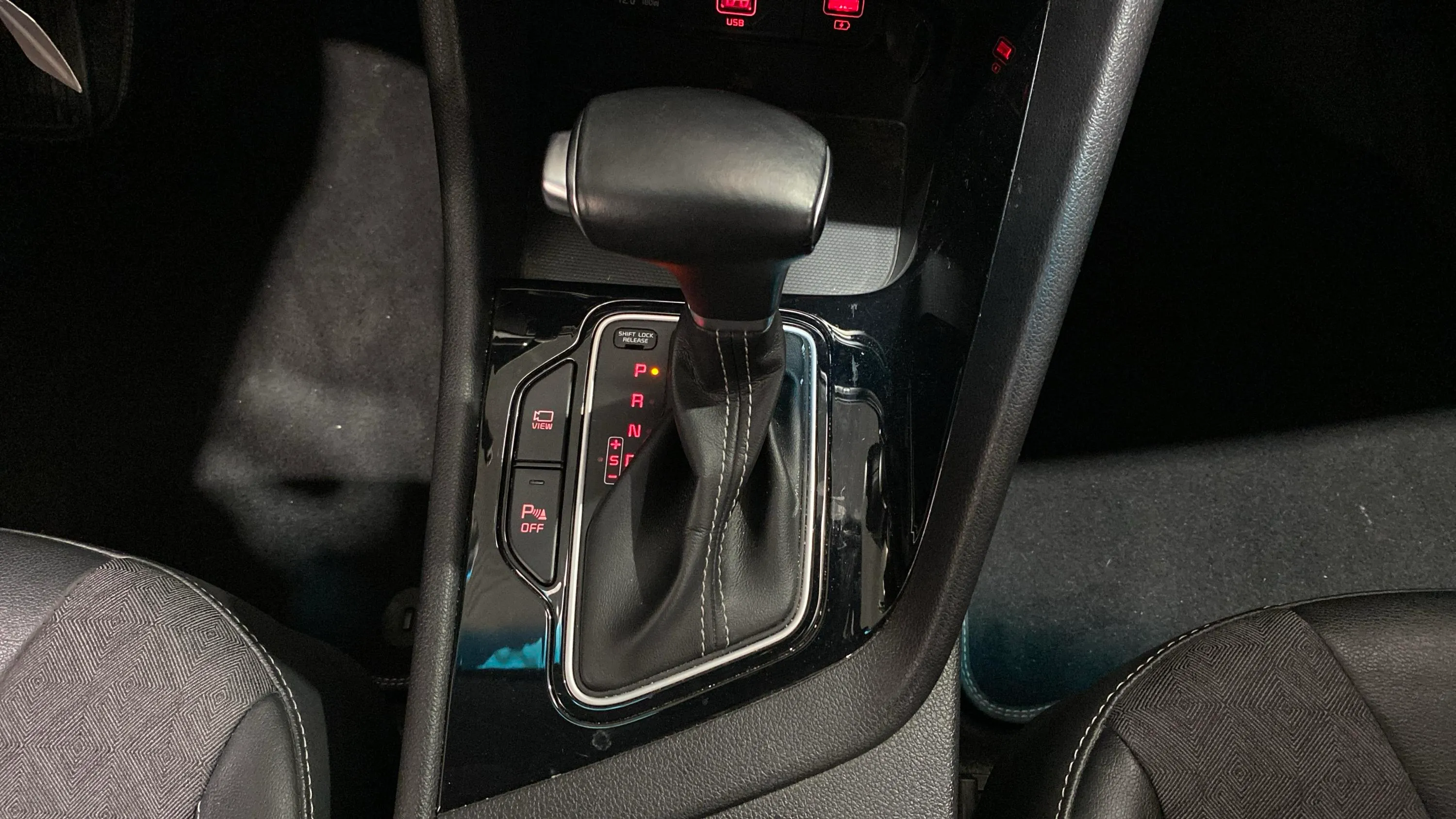 Kia Niro 1.6 GDi HEV Drive - foto 29