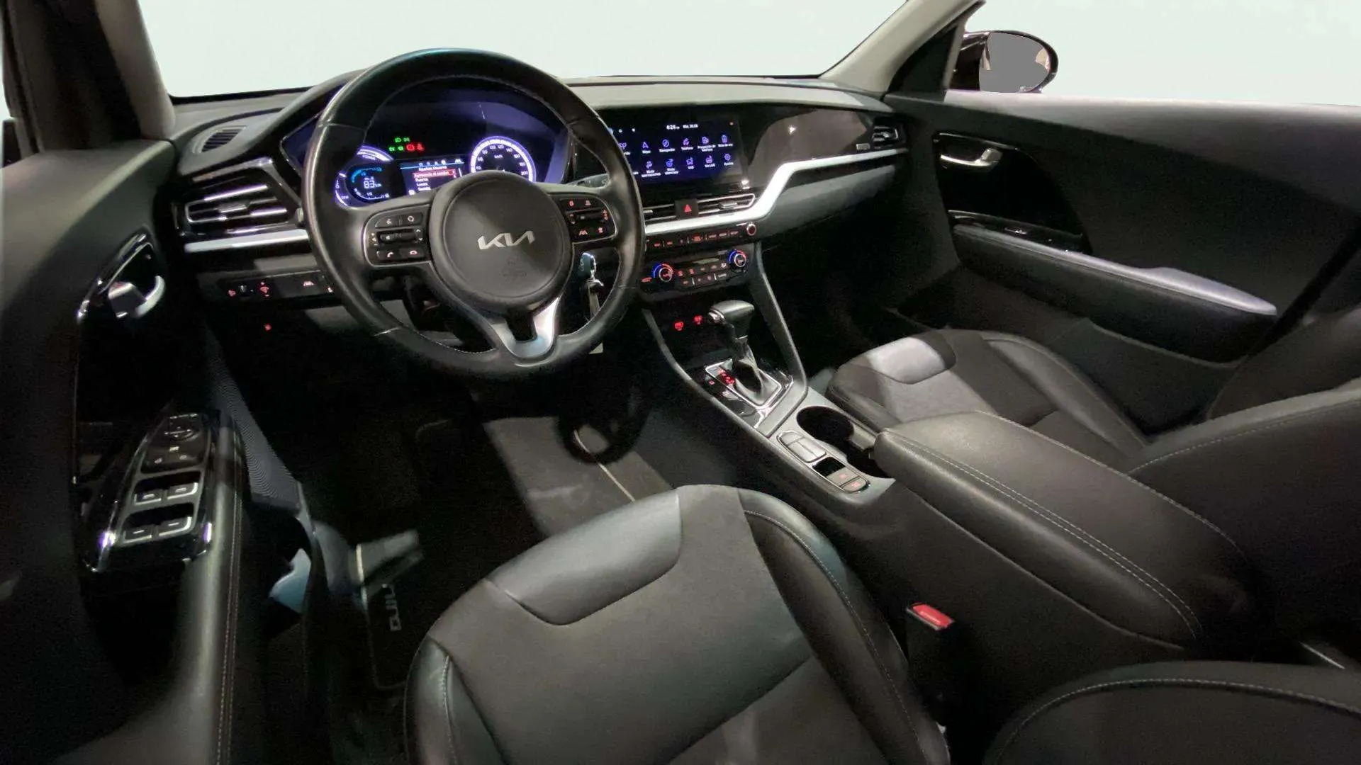 Kia Niro 1.6 GDi HEV Drive - foto 31