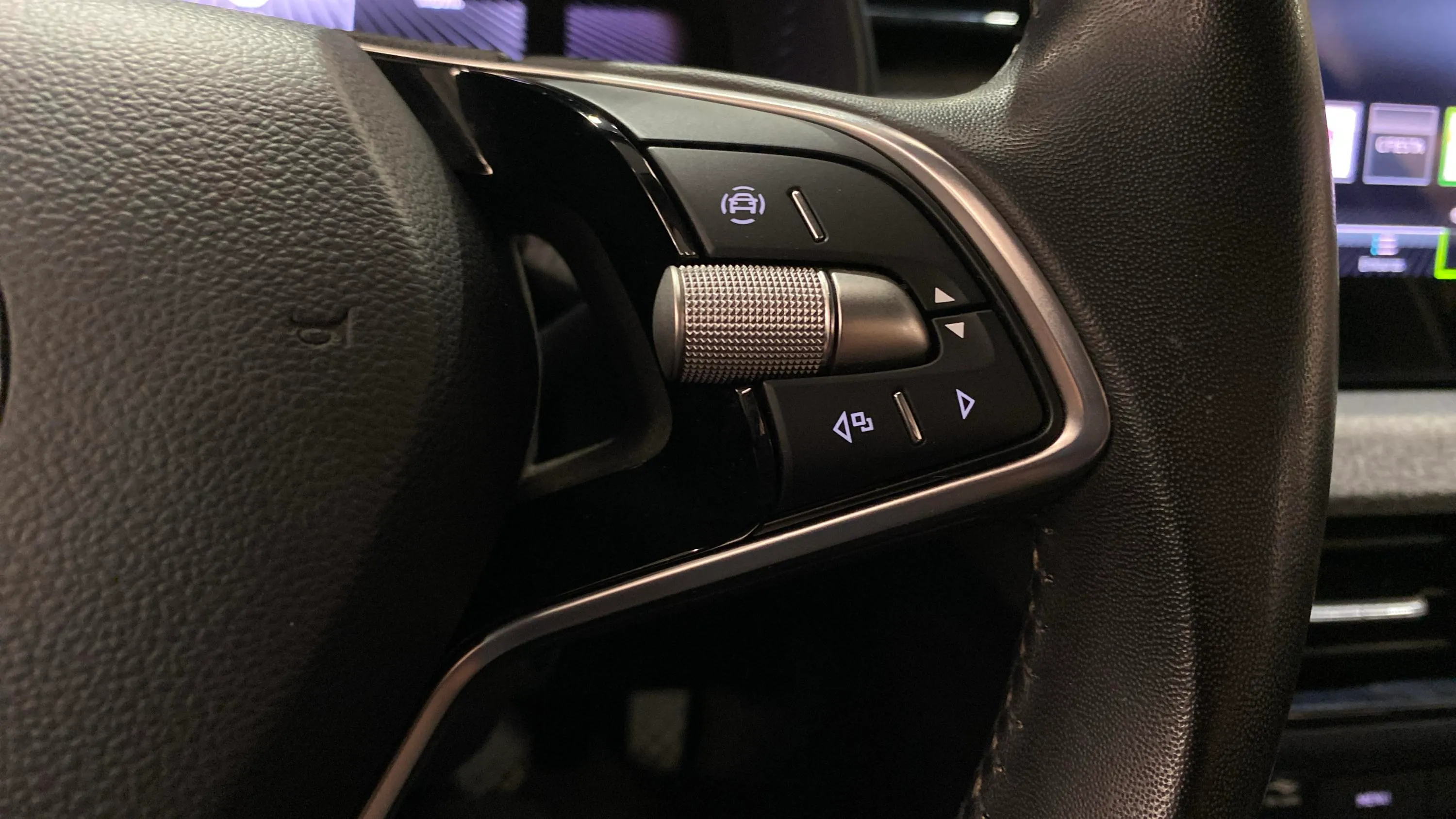 Škoda Kamiq 1.0 TSI Selection - foto 20