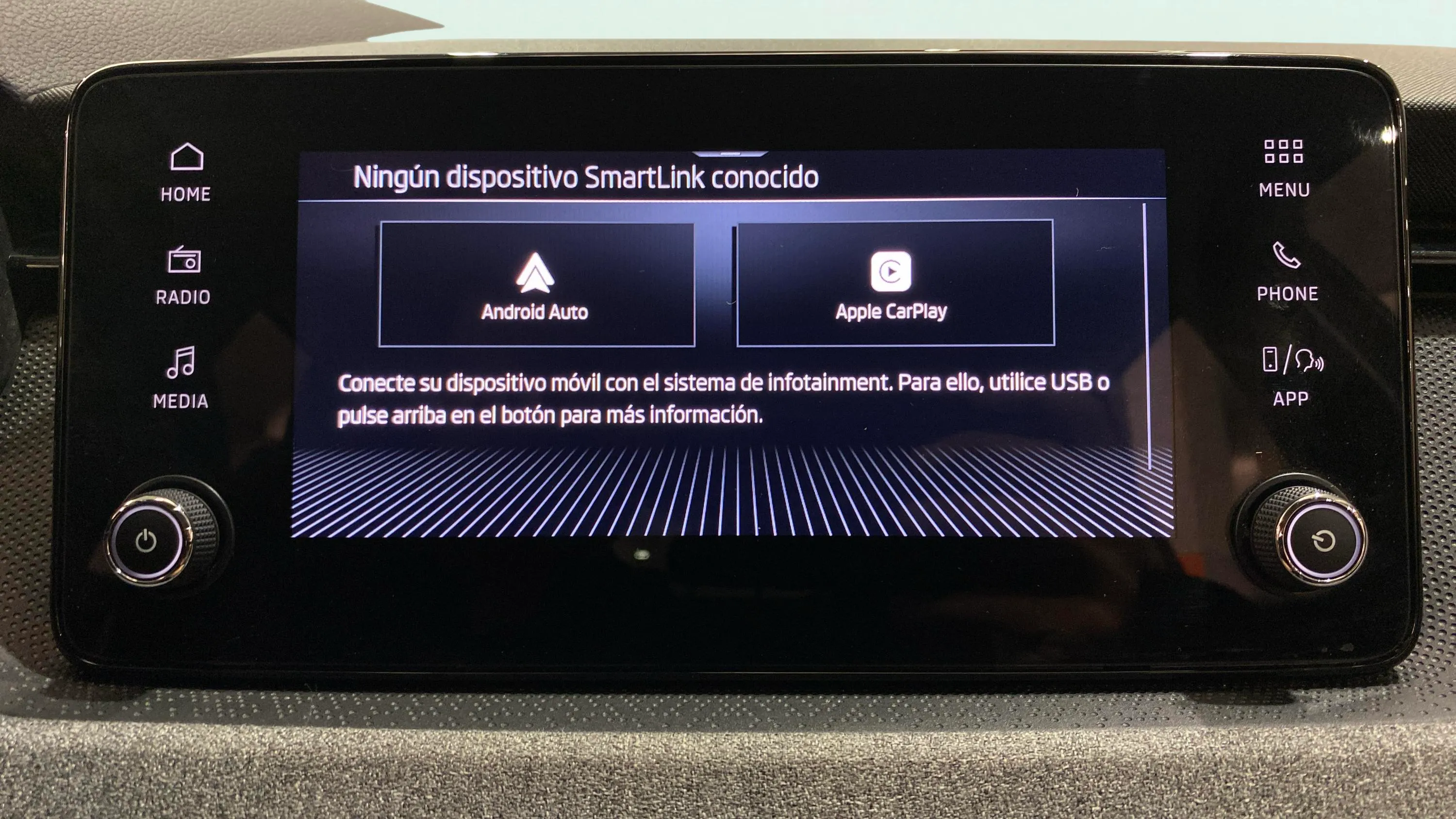 Škoda Kamiq 1.0 TSI Selection - foto 27
