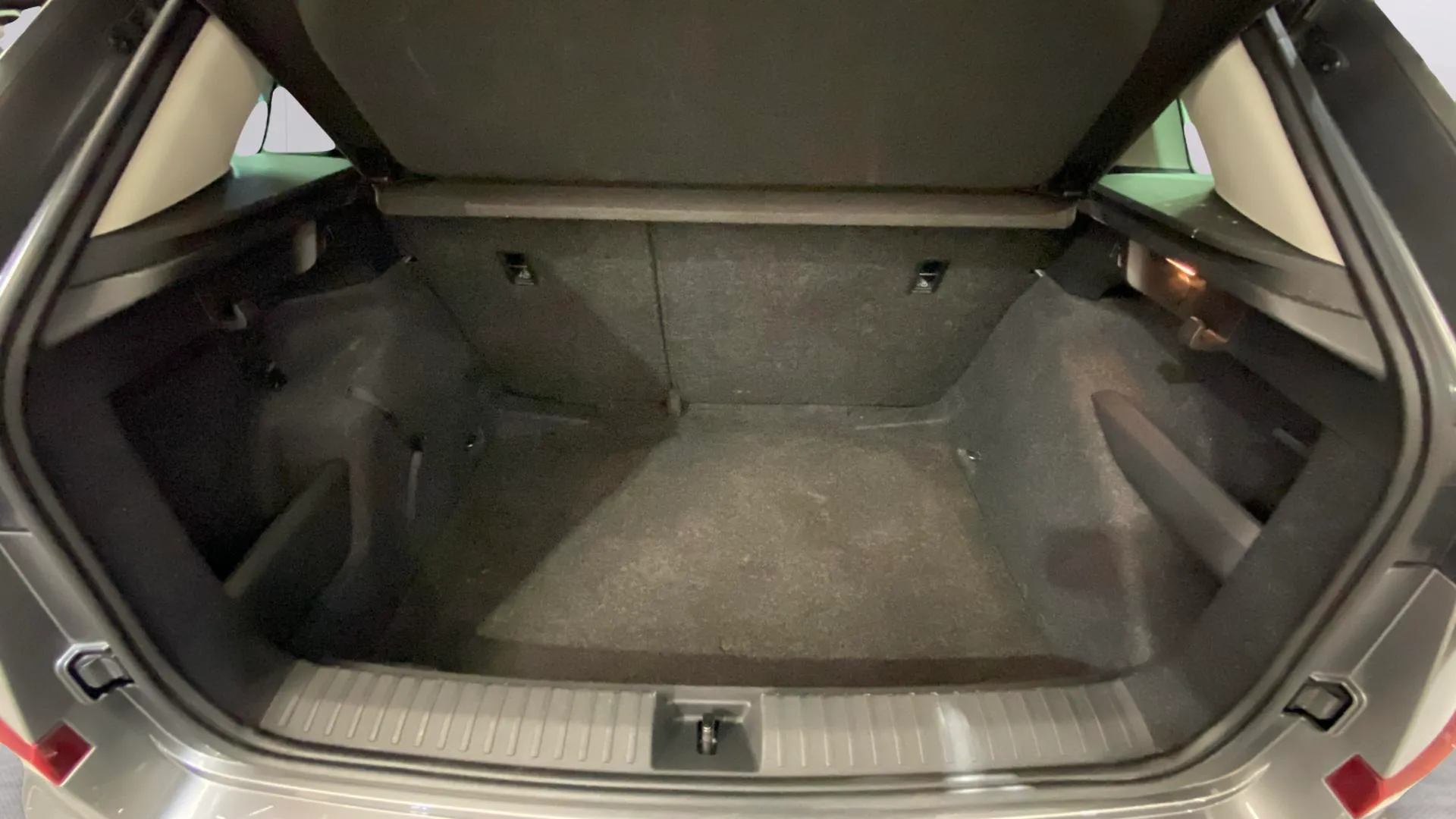 Škoda Kamiq 1.0 TSI Selection - foto 9