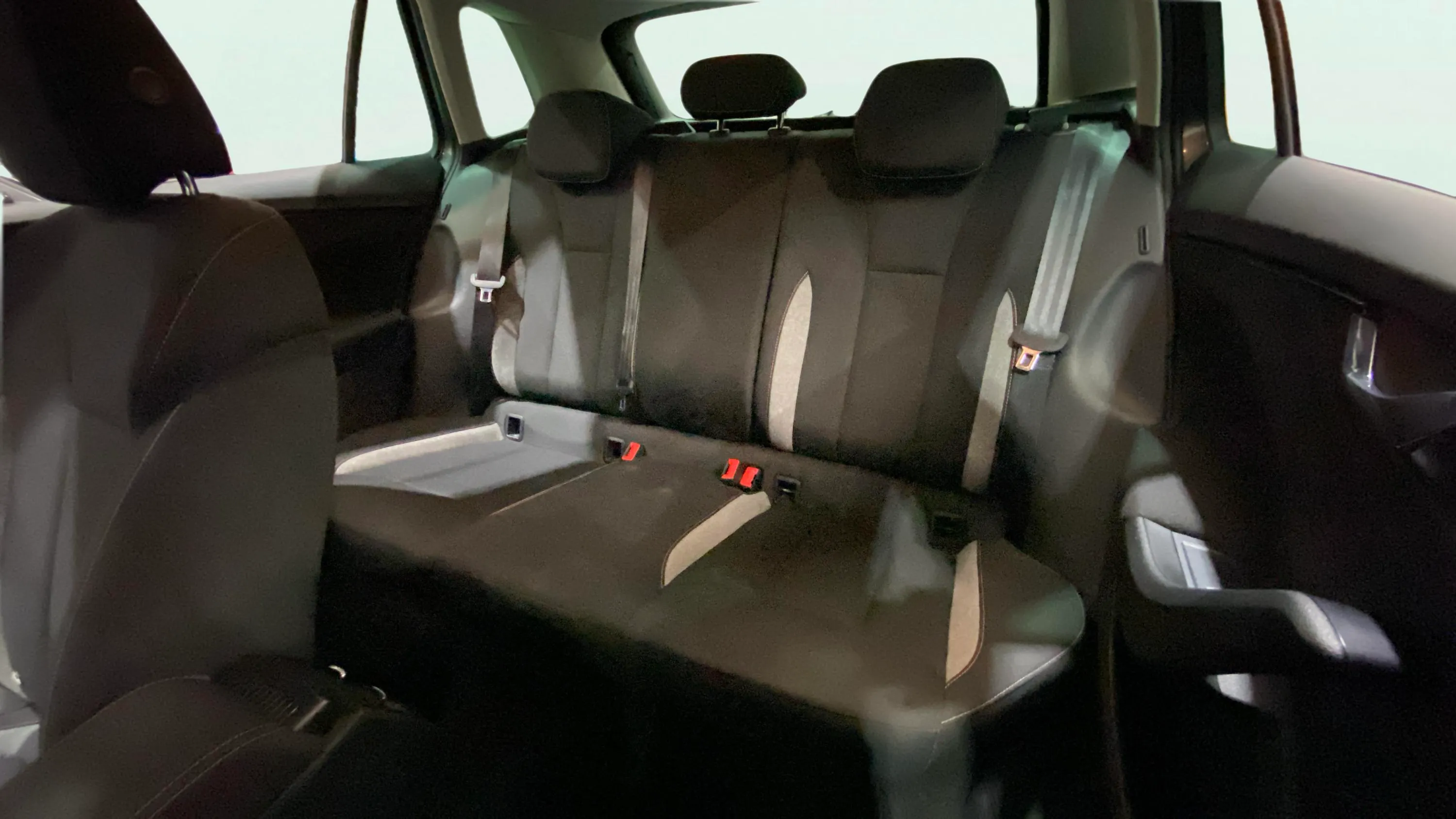 Škoda Kamiq 1.0 TSI Selection - foto 12