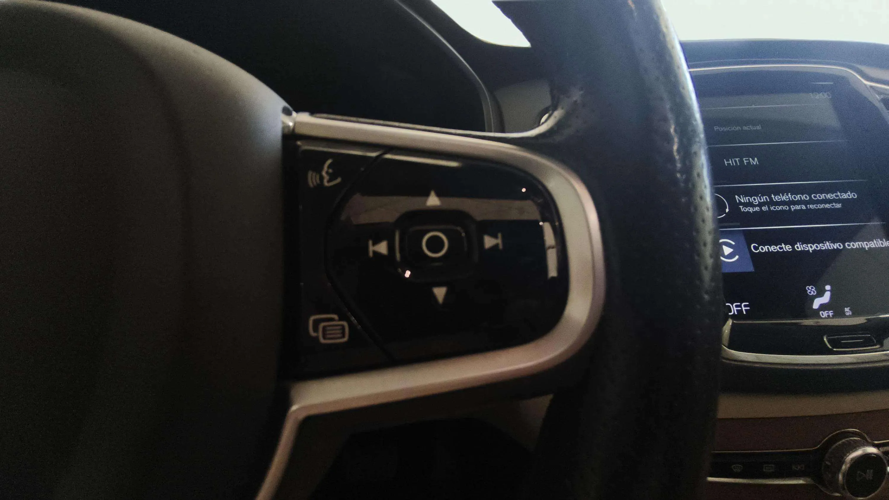 Volvo XC90 2.0 D5 AWD Inscription - foto 15