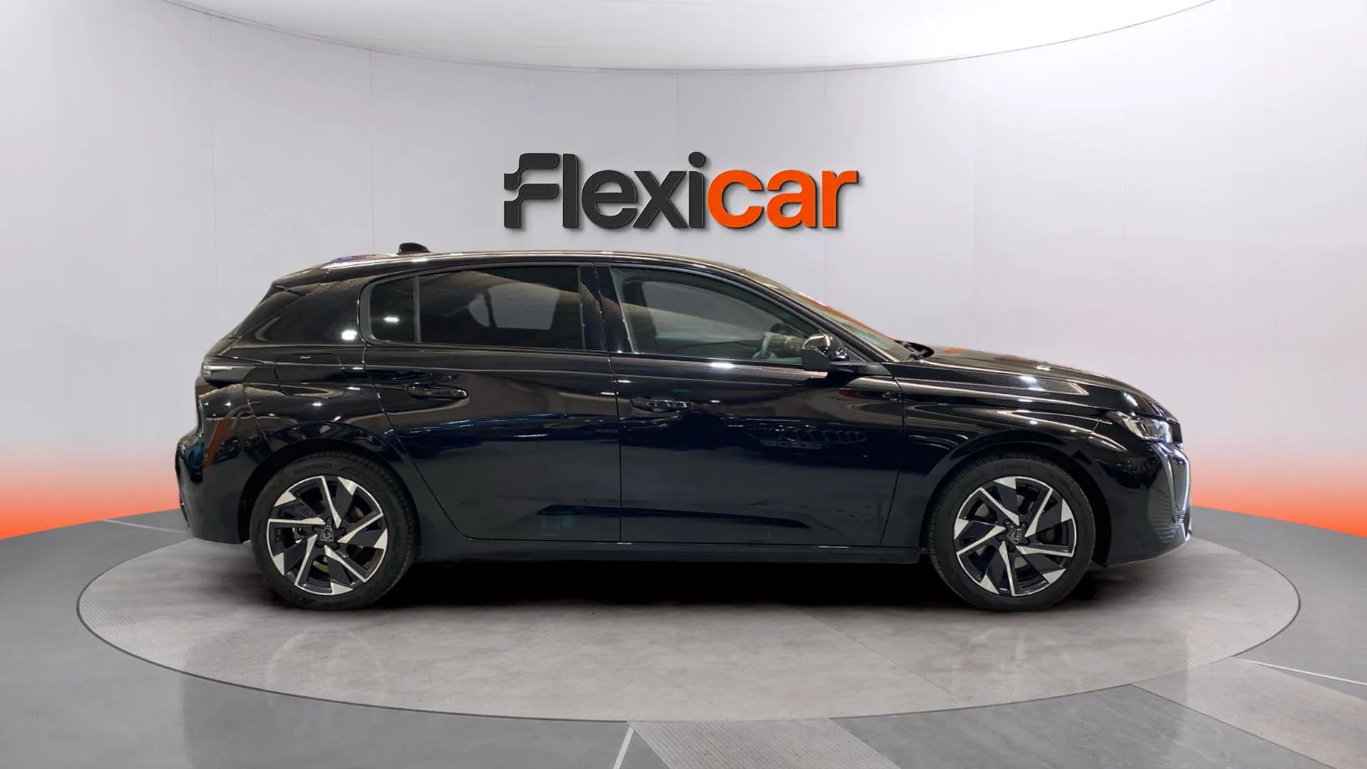 Peugeot 308 Allure BlueHDi 130 EAT8 - foto 4