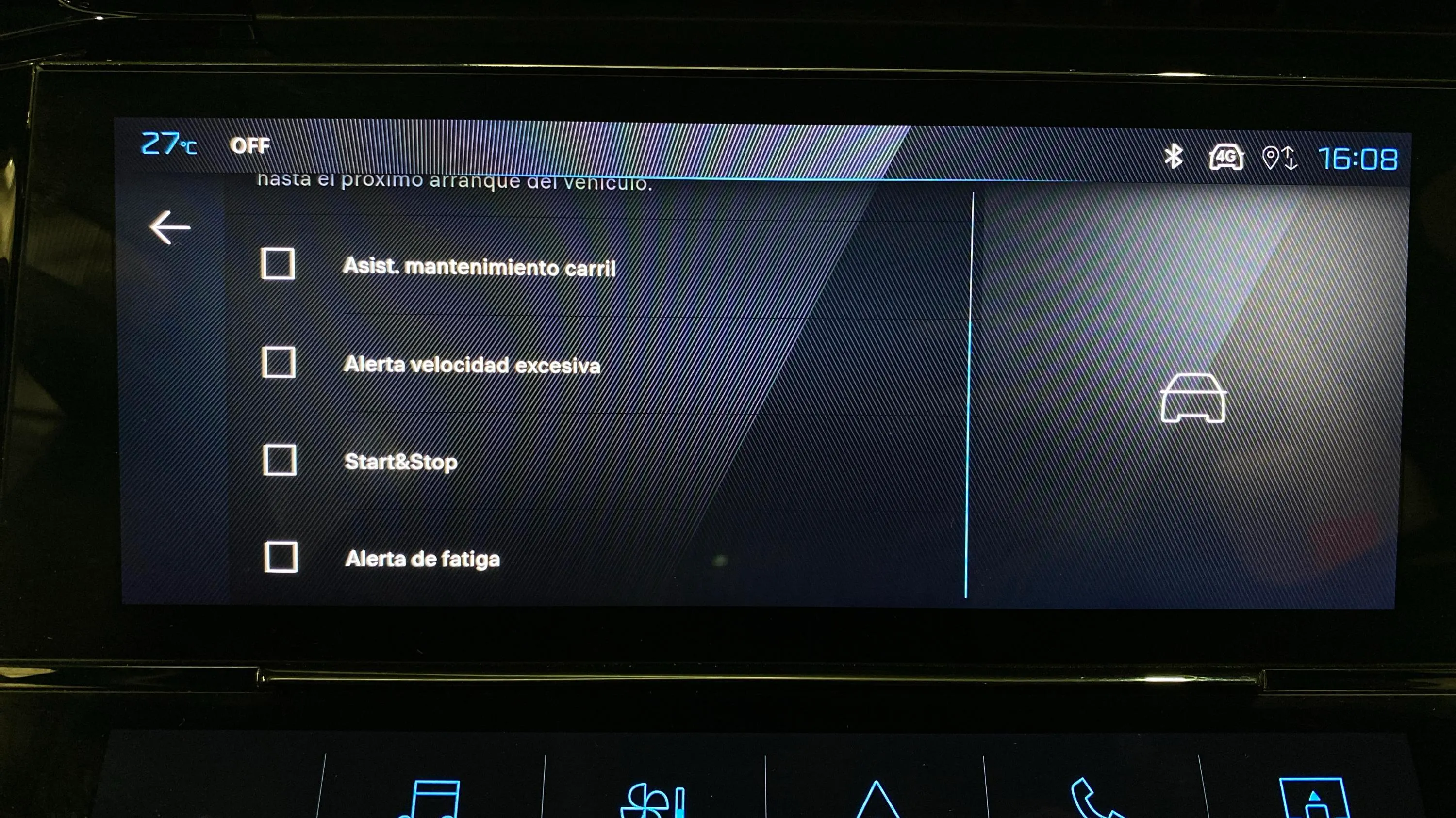 Peugeot 308 Allure BlueHDi 130 EAT8 - foto 25