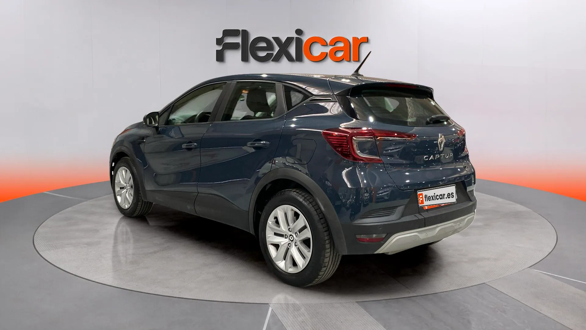 Renault Captur techno evolution E-Tech PHEV - foto 6