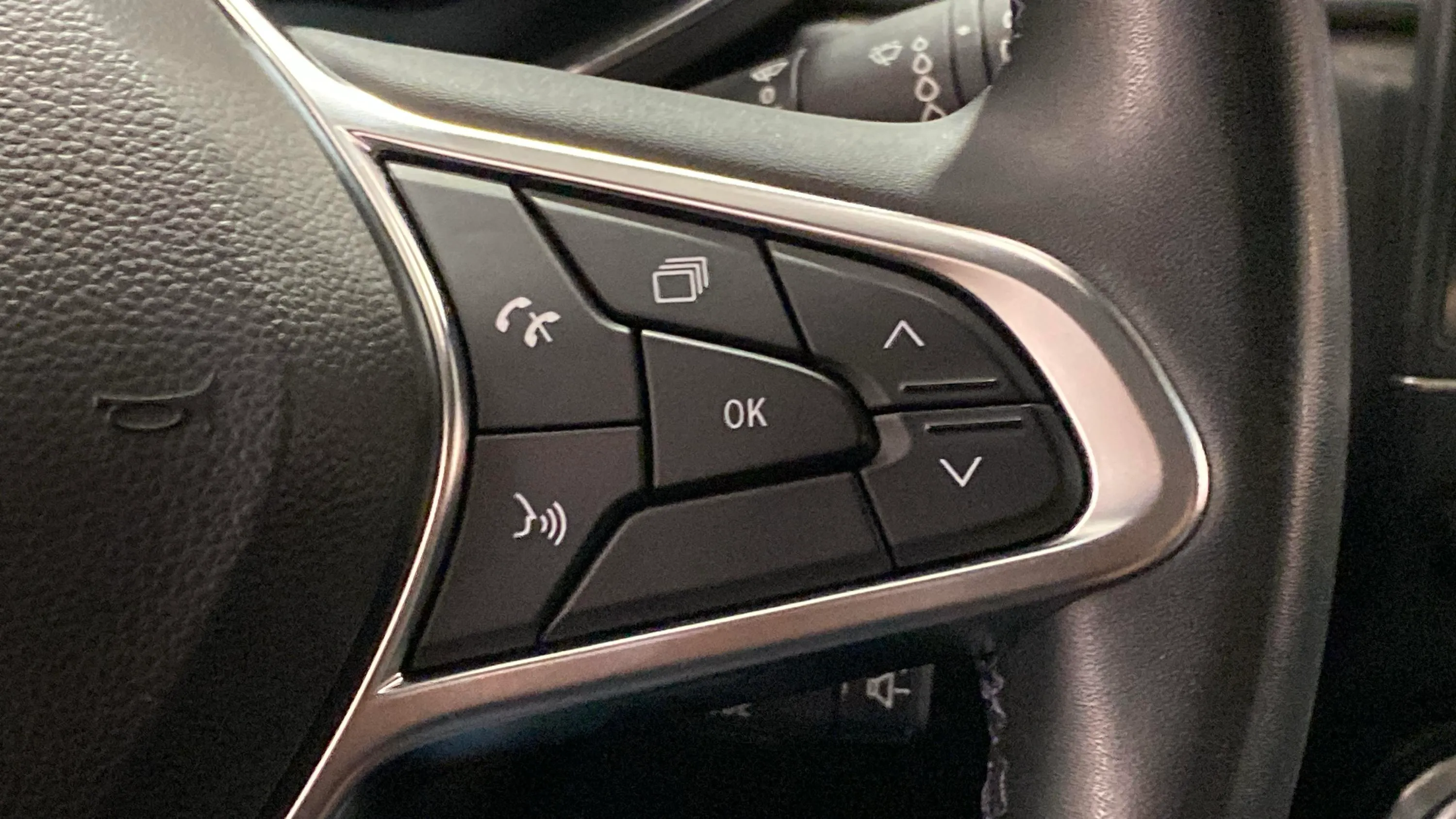 Renault Captur techno evolution E-Tech PHEV - foto 21