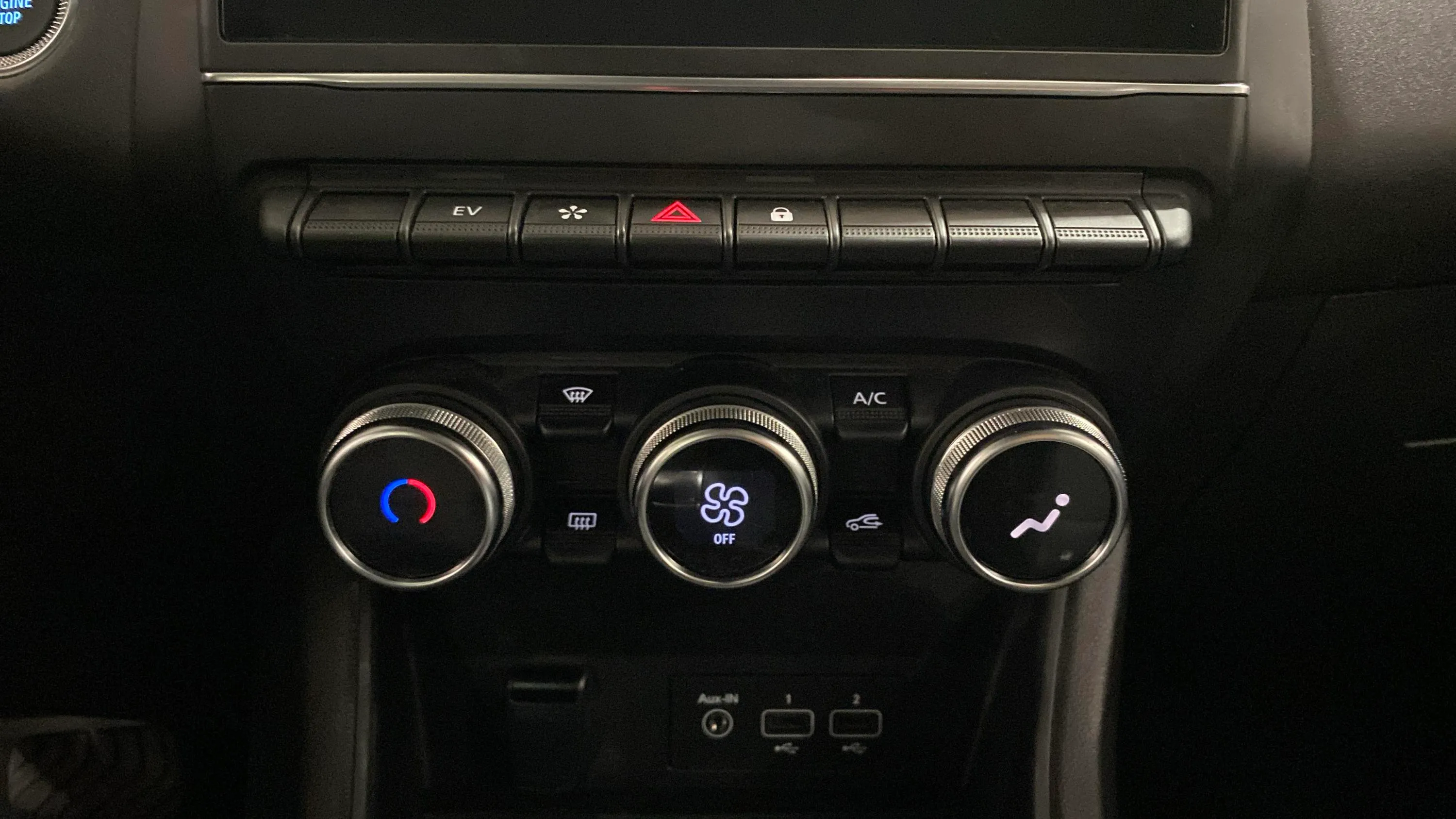 Renault Captur techno evolution E-Tech PHEV - foto 31