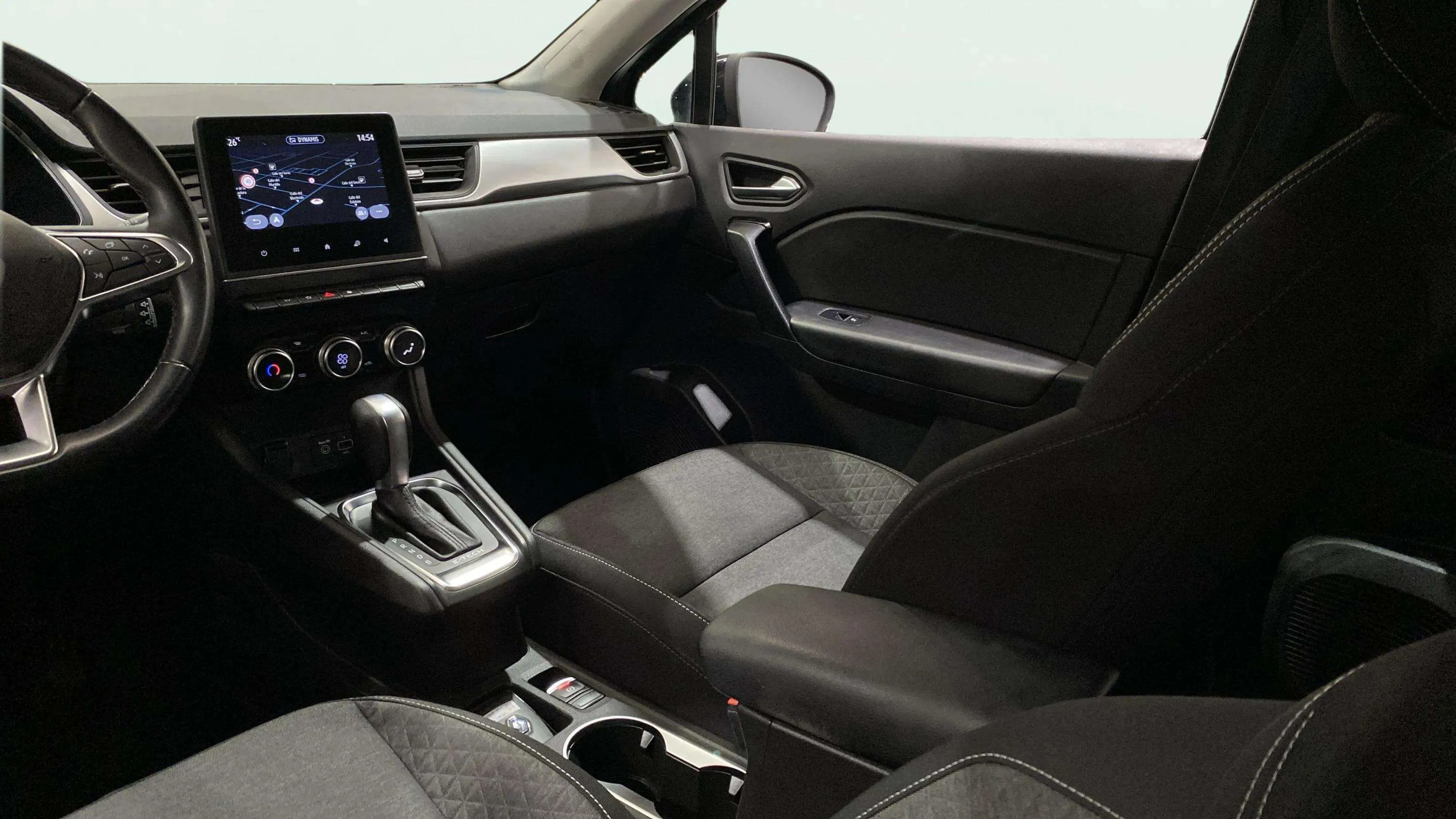 Renault Captur techno evolution E-Tech PHEV - foto 35