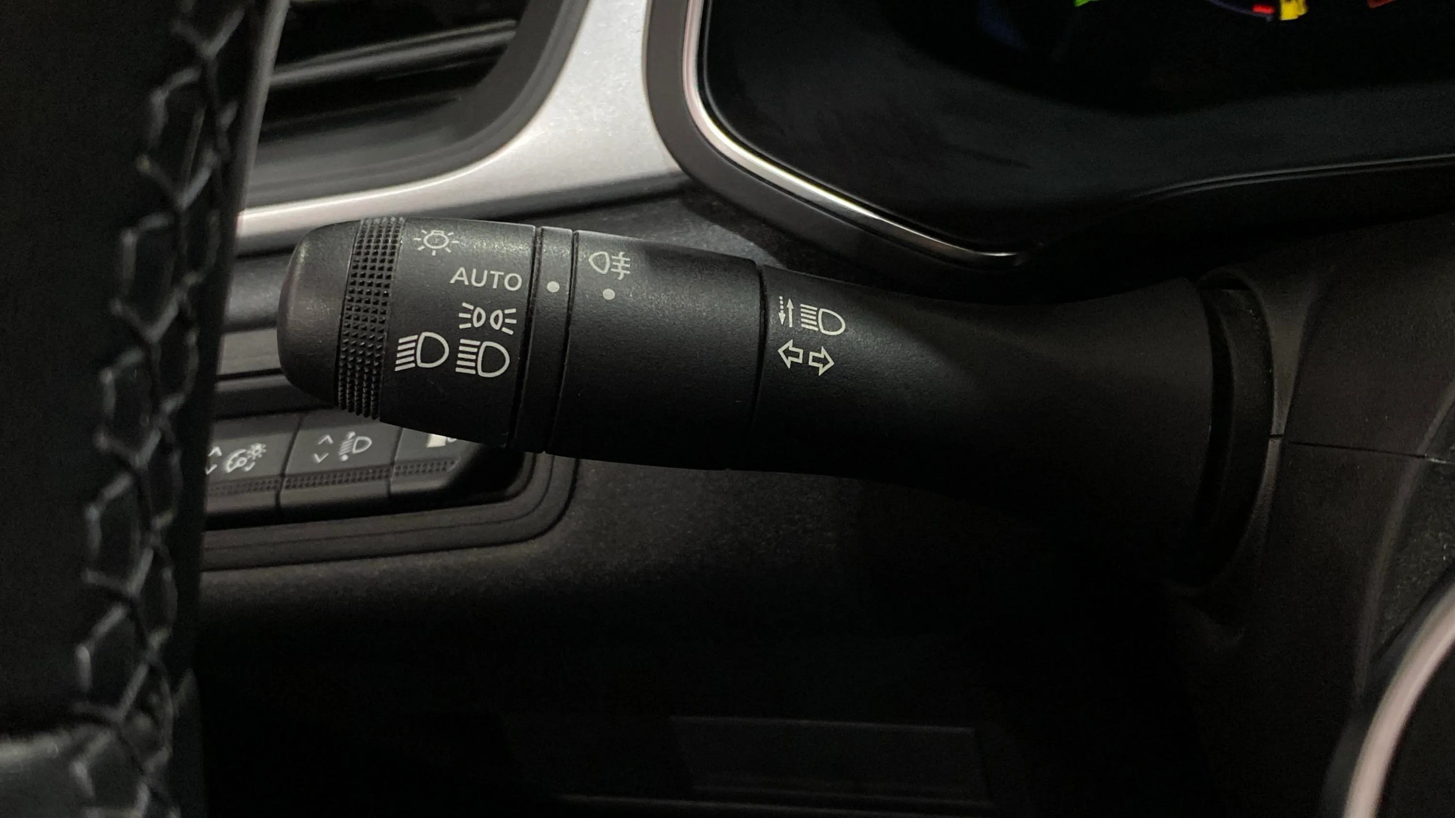 Renault Captur techno evolution E-Tech PHEV - foto 22