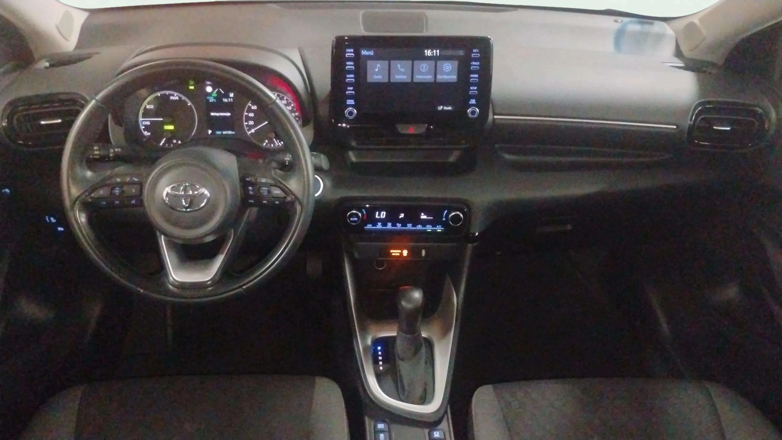 Toyota Yaris 1.5 120H Active Tech - foto 15