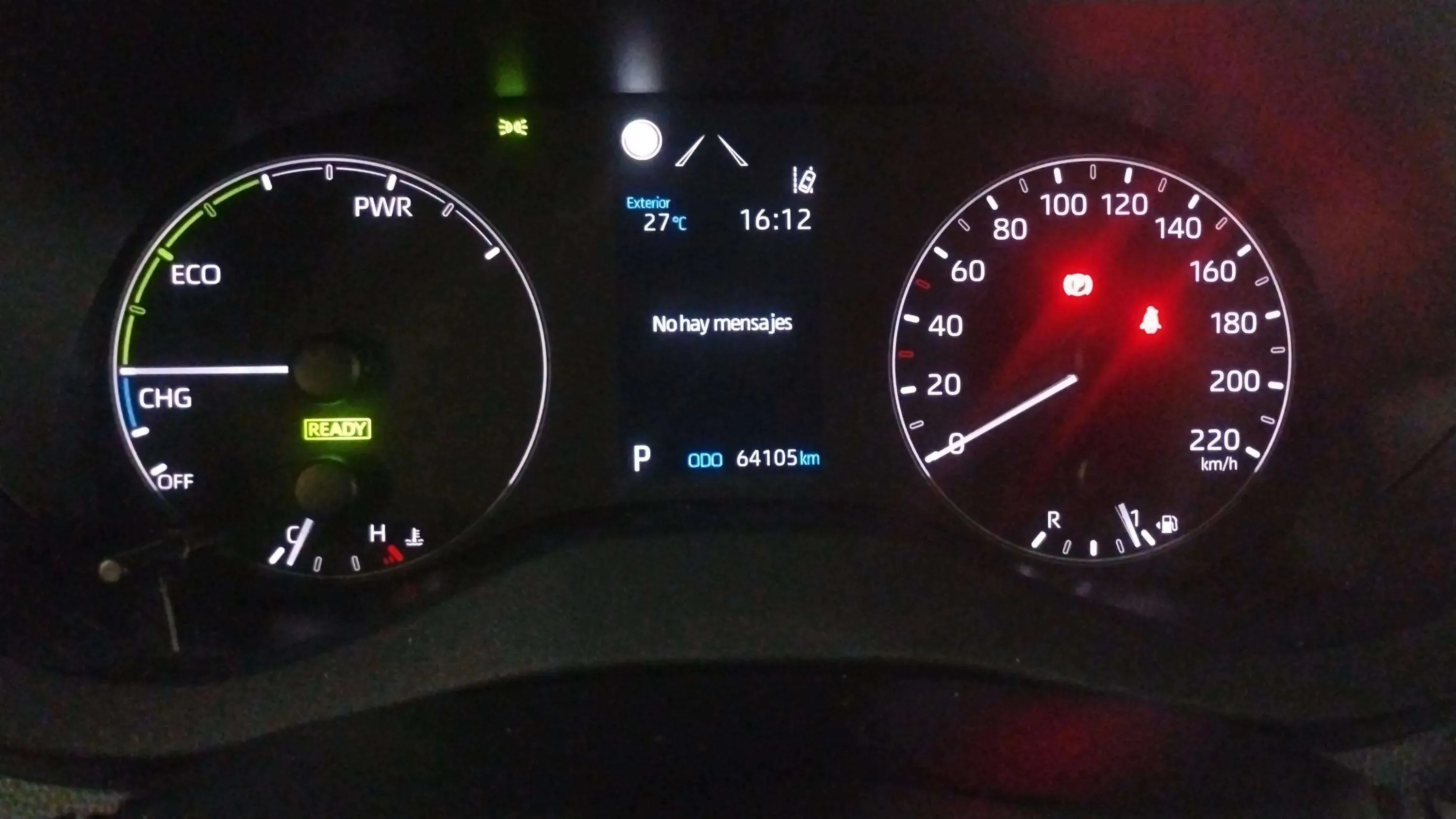 Toyota Yaris 1.5 120H Active Tech - foto 18
