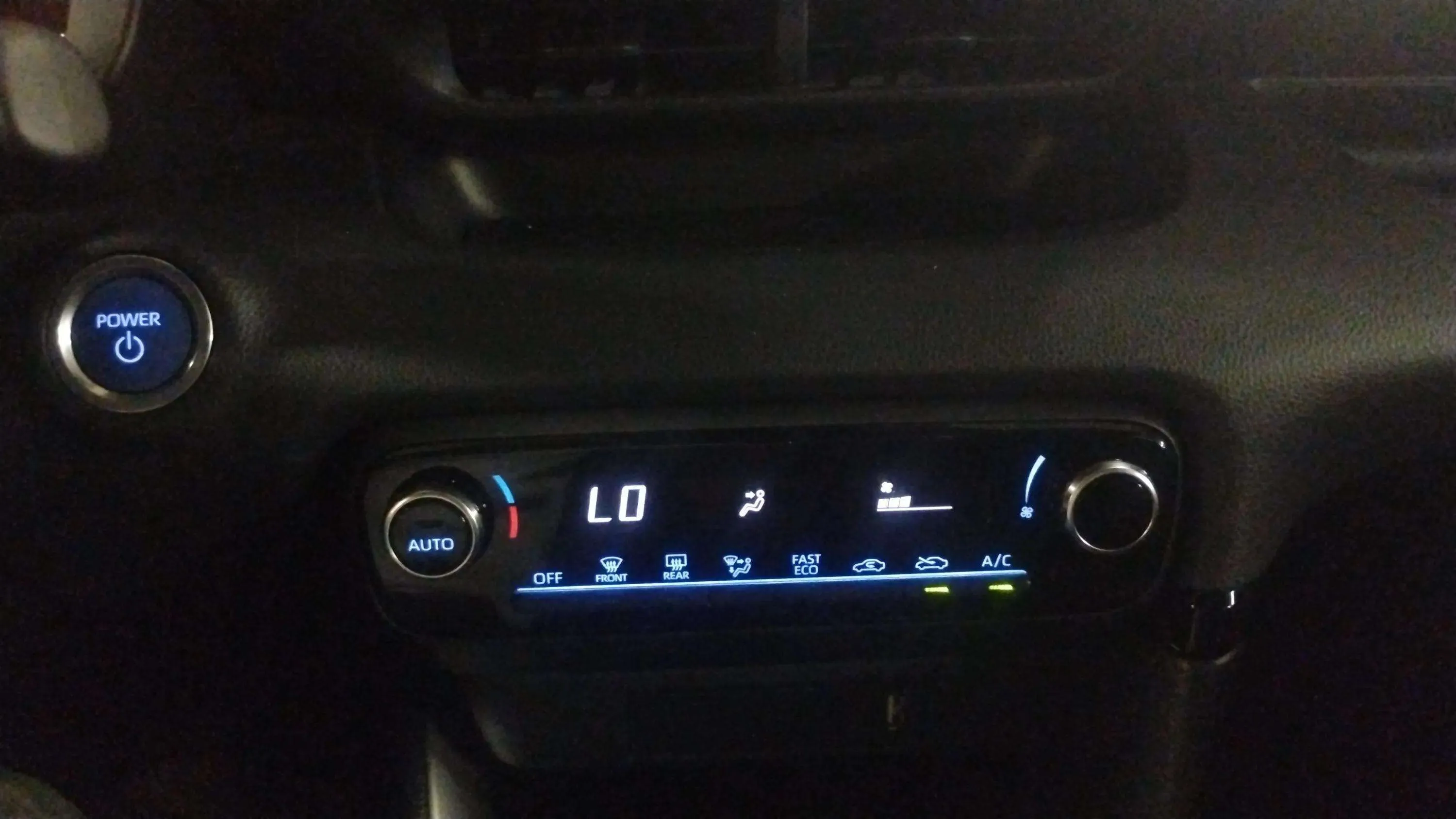 Toyota Yaris 1.5 120H Active Tech - foto 23