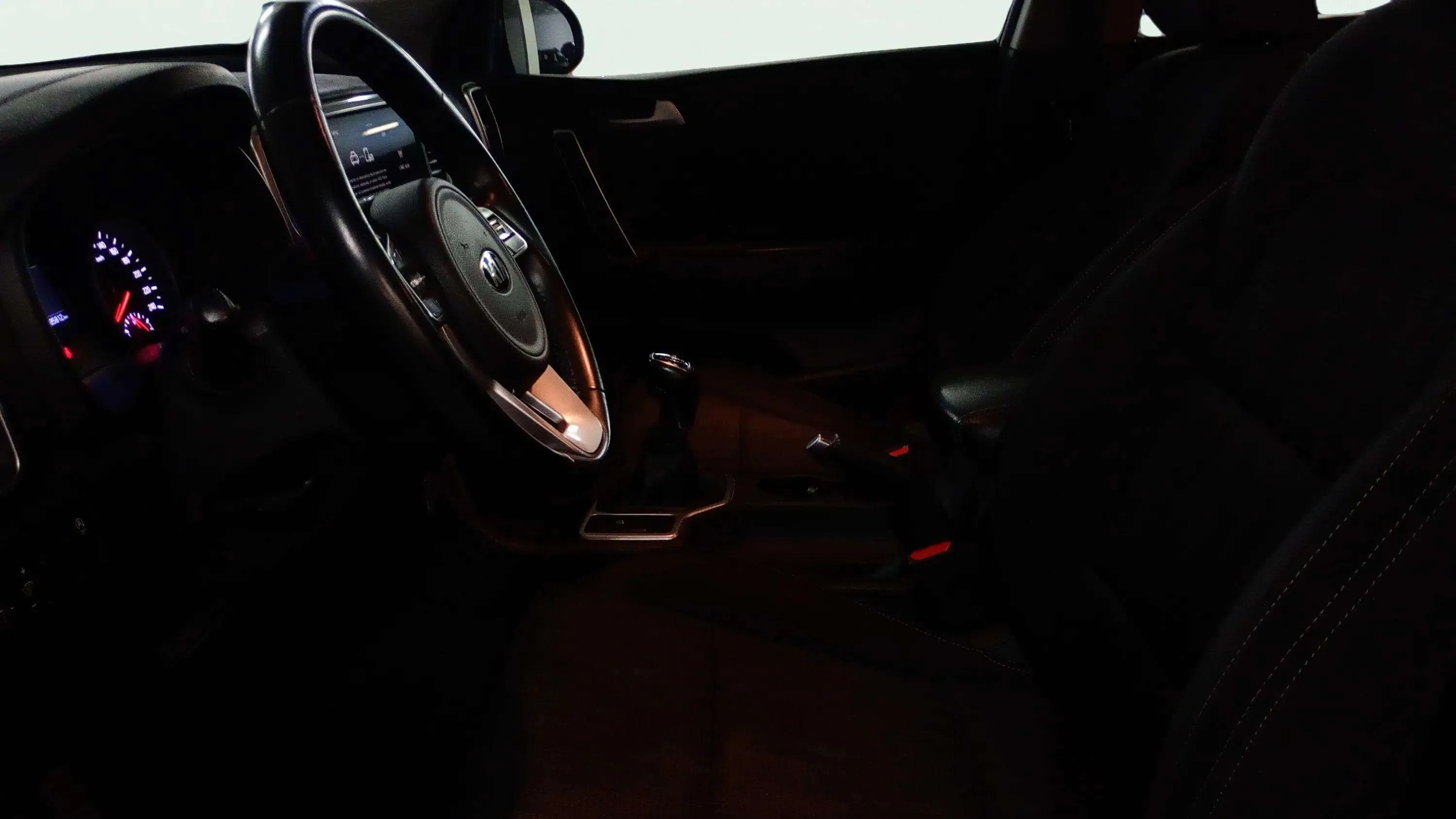 Kia Sportage 1.6 CRDi Concept 4x2 - foto 7