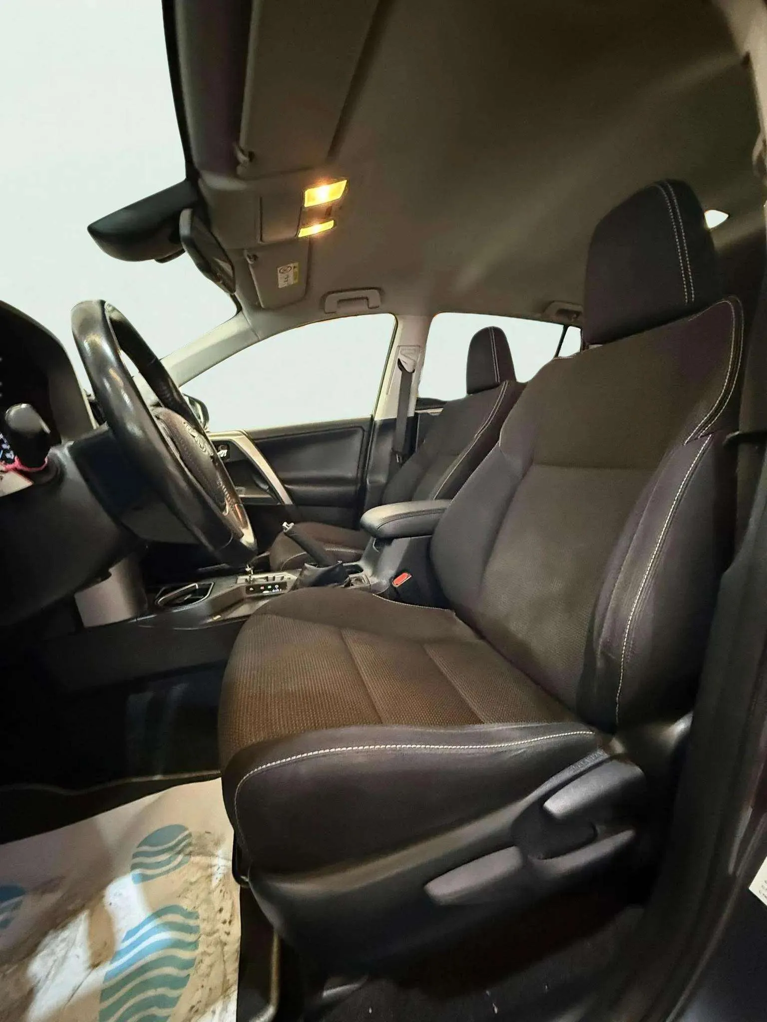 Toyota RAV4 2.5l hybrid 2WD Advance Pack Drive - foto 19