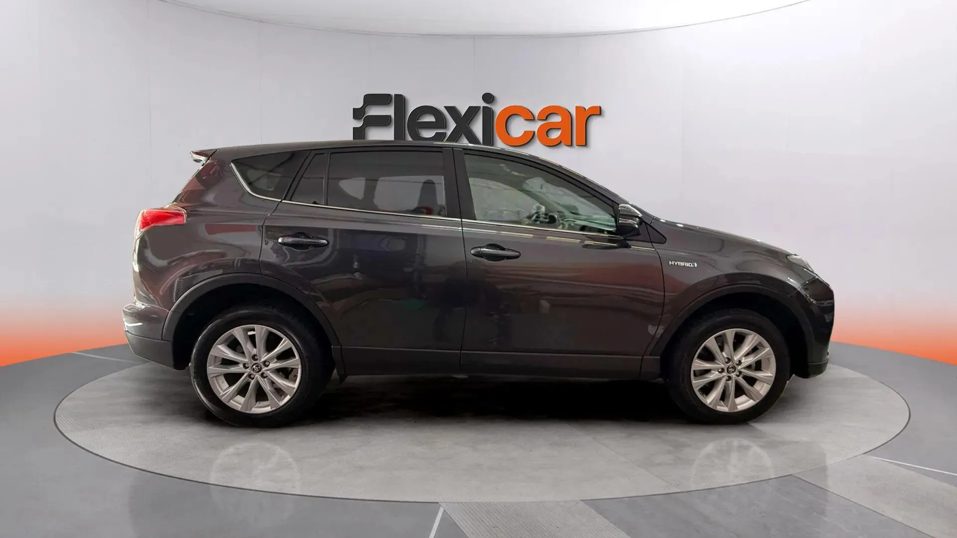 Toyota RAV4 2.5l hybrid 2WD Advance Pack Drive - foto 4