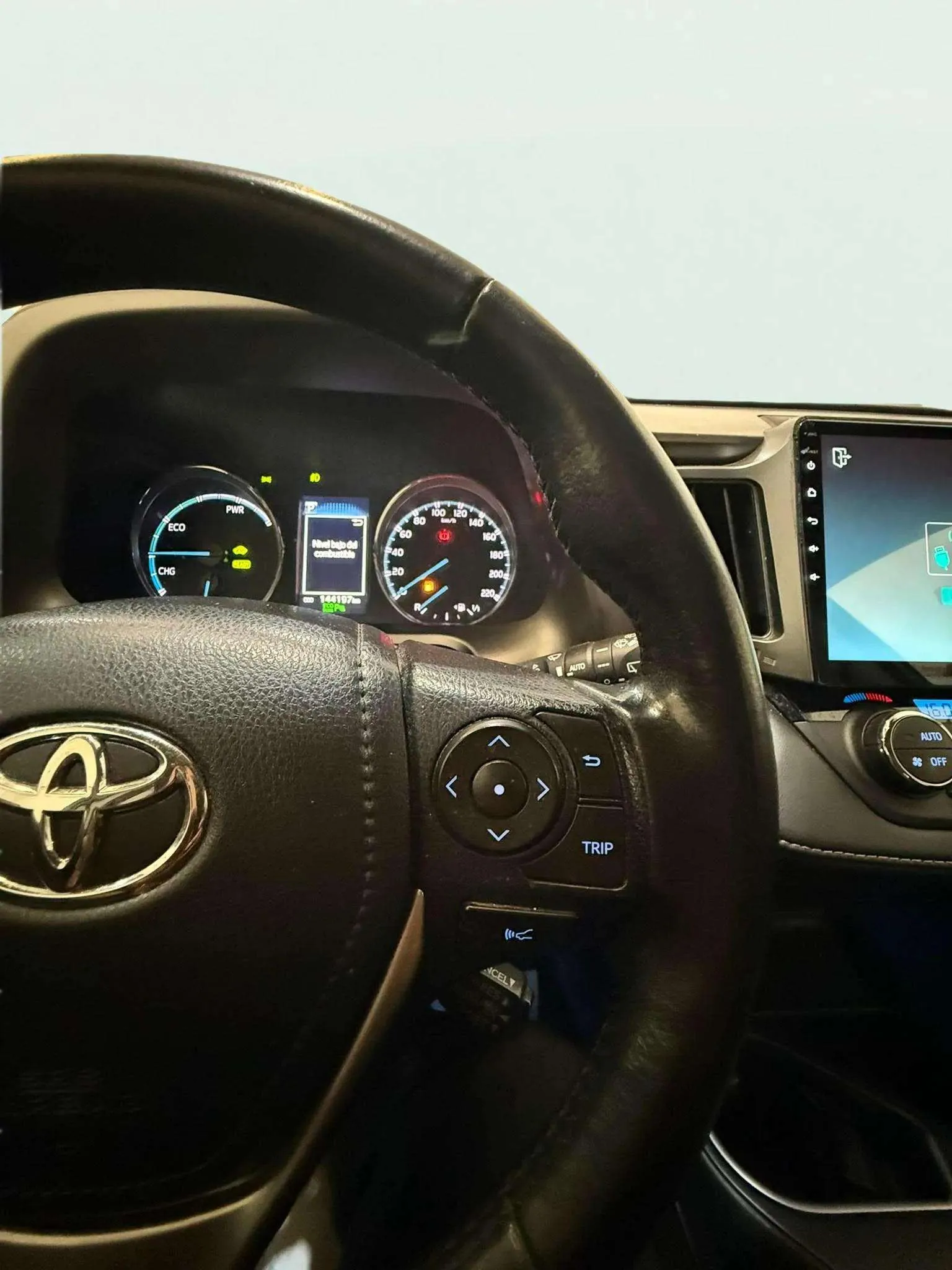 Toyota RAV4 2.5l hybrid 2WD Advance Pack Drive - foto 12