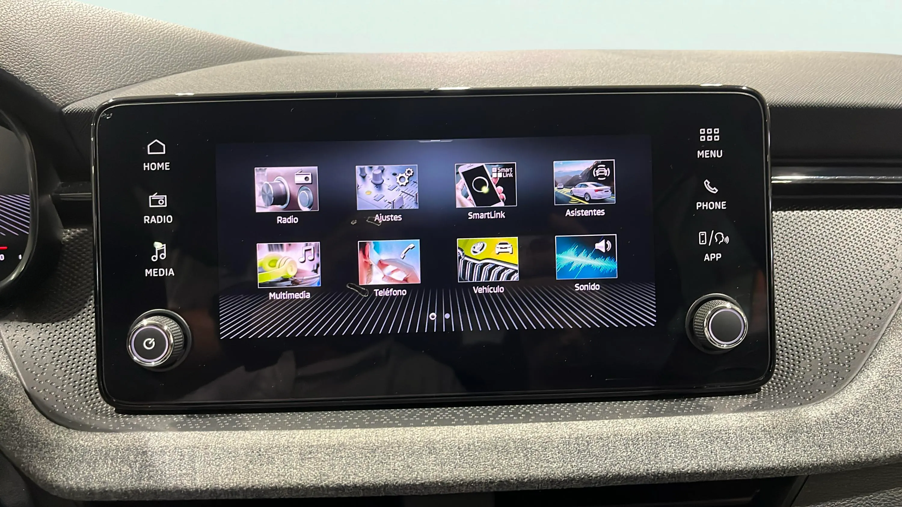 Škoda Kamiq 1.0 TSI Selection - foto 21