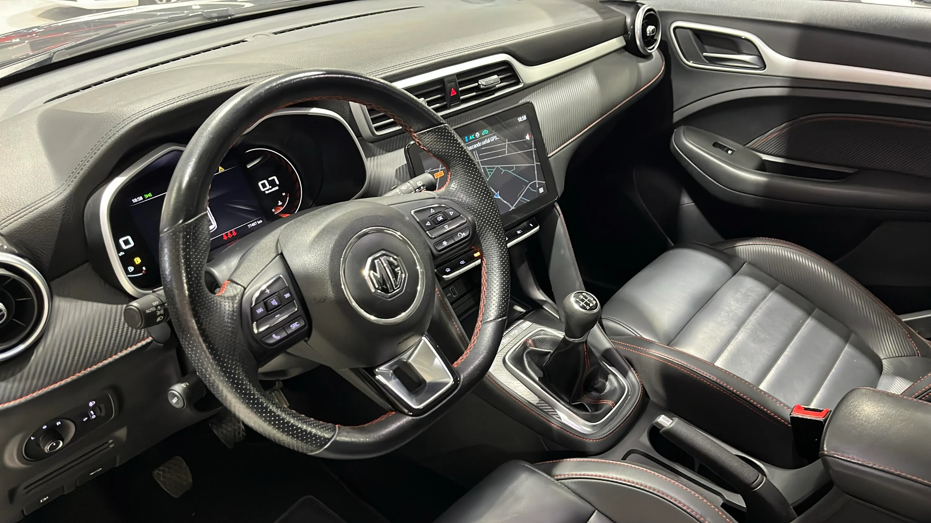 MG ZS 1.5 Luxury - foto 10