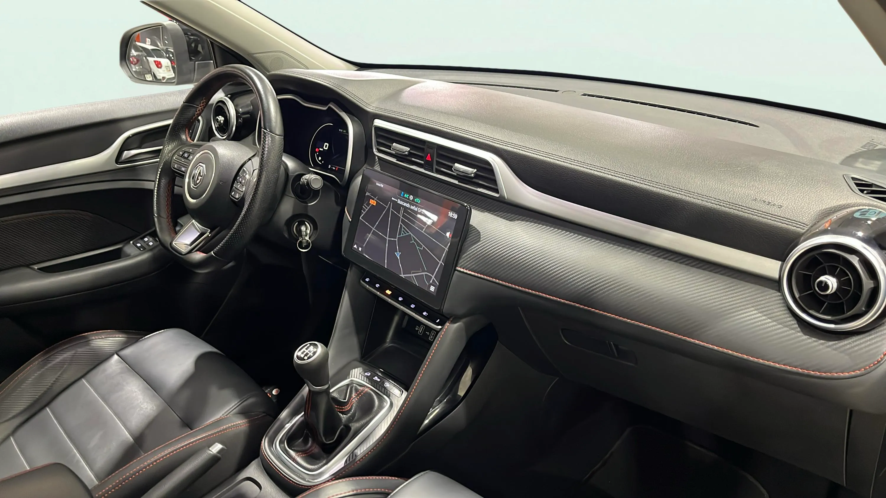 MG ZS 1.5 Luxury - foto 13