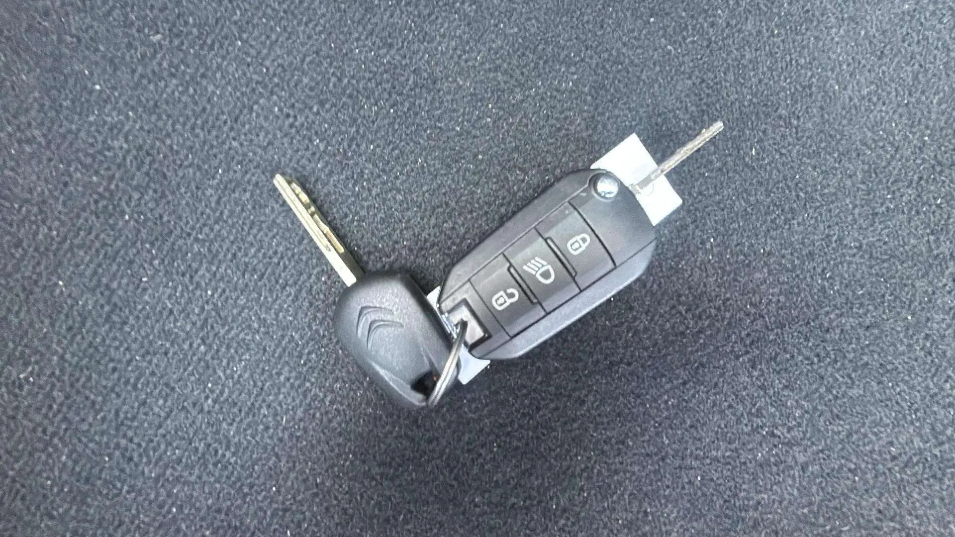Citroën C3 PureTech Plus - foto 19