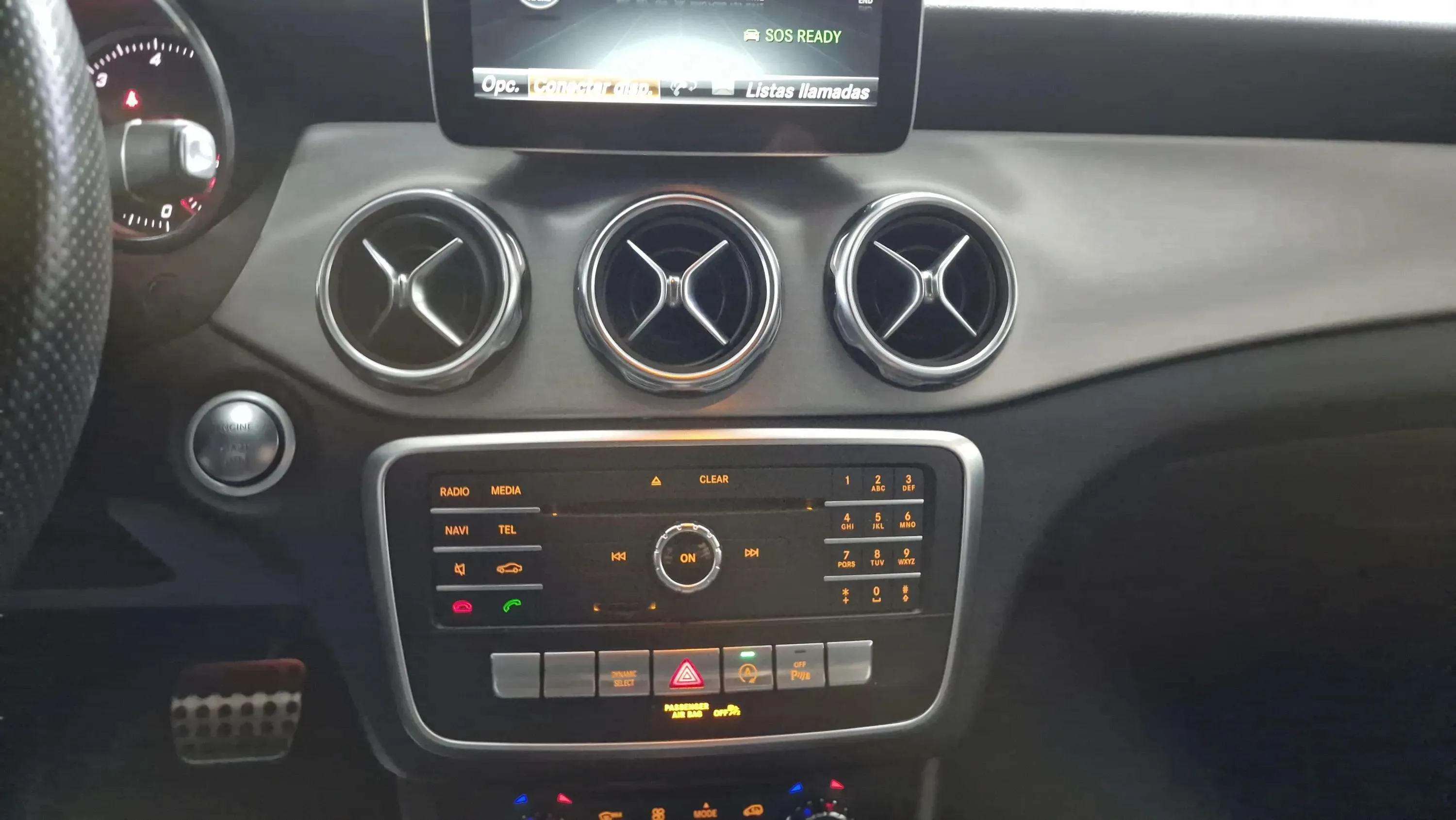 Mercedes-Benz GLA 200 d AMG Line - foto 17
