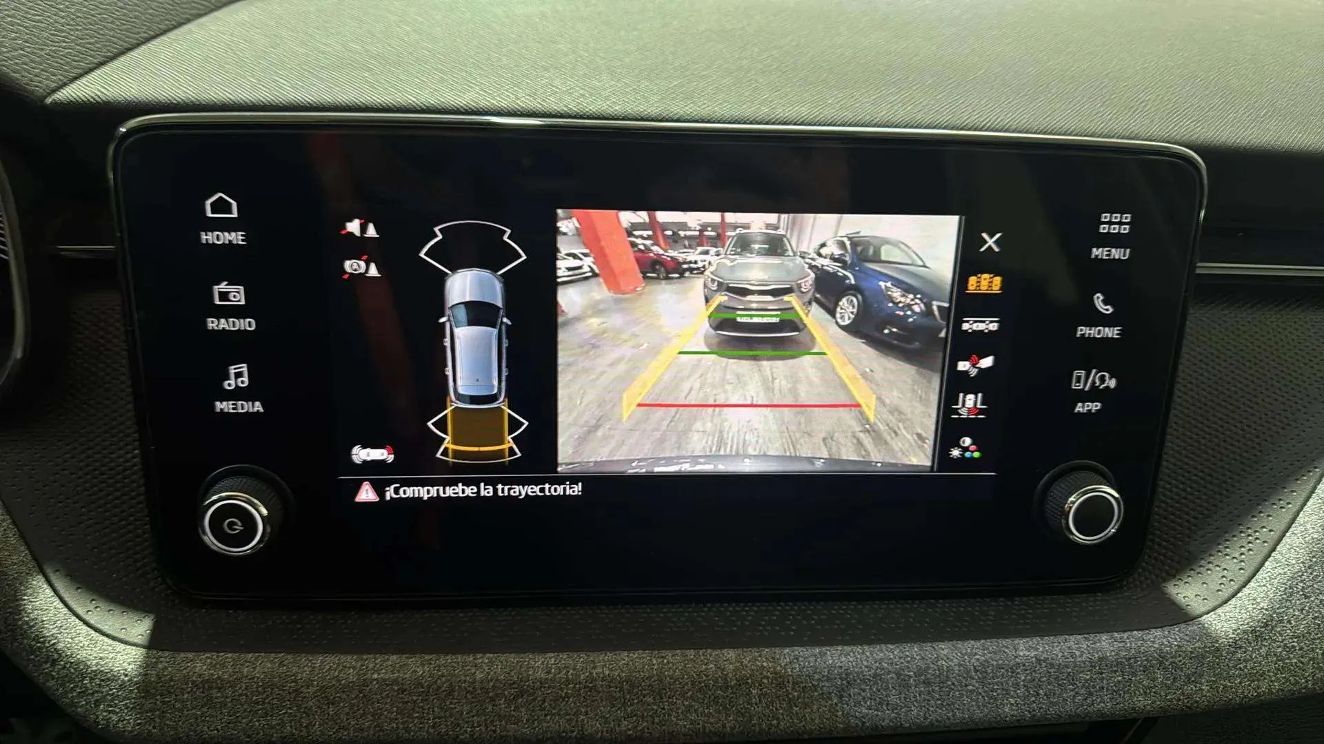 Škoda Kamiq 1.0 TSI Selection - foto 15
