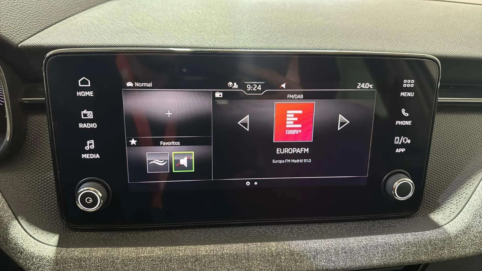 Škoda Kamiq 1.0 TSI Selection - foto 13