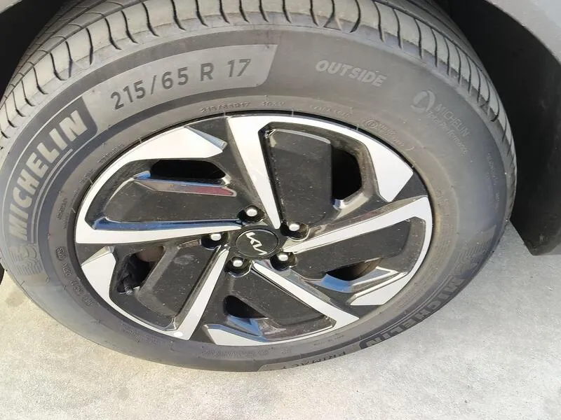 Kia Sportage 1.6 T-GDi MHEV Drive 4x2 - foto 19