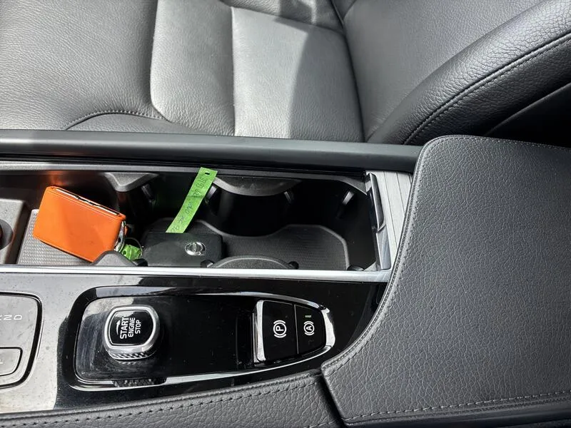 Volvo XC90 2.0 T8 AWD Recharge Inscription Exp - foto 42